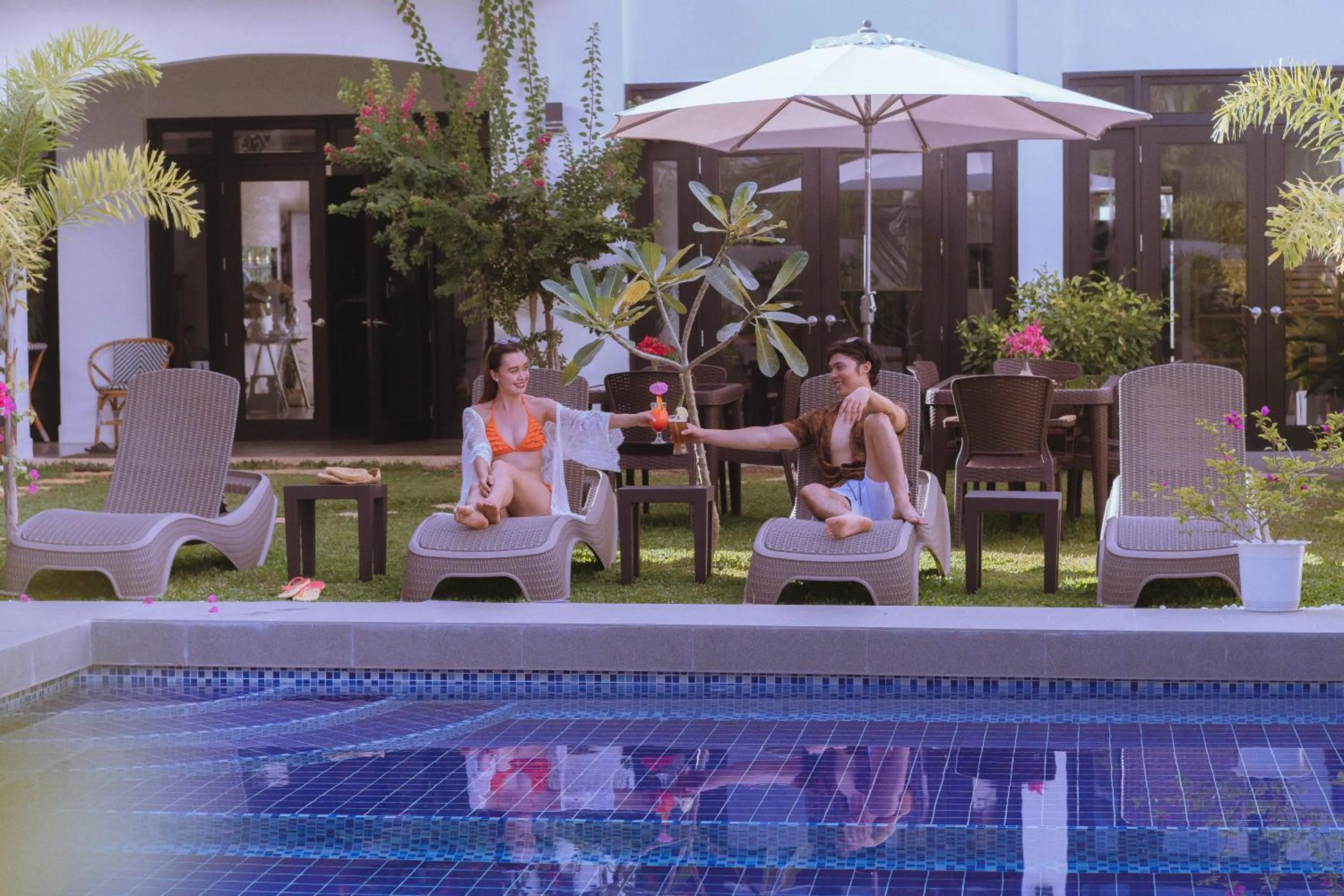 sunbed in Thistle Inn