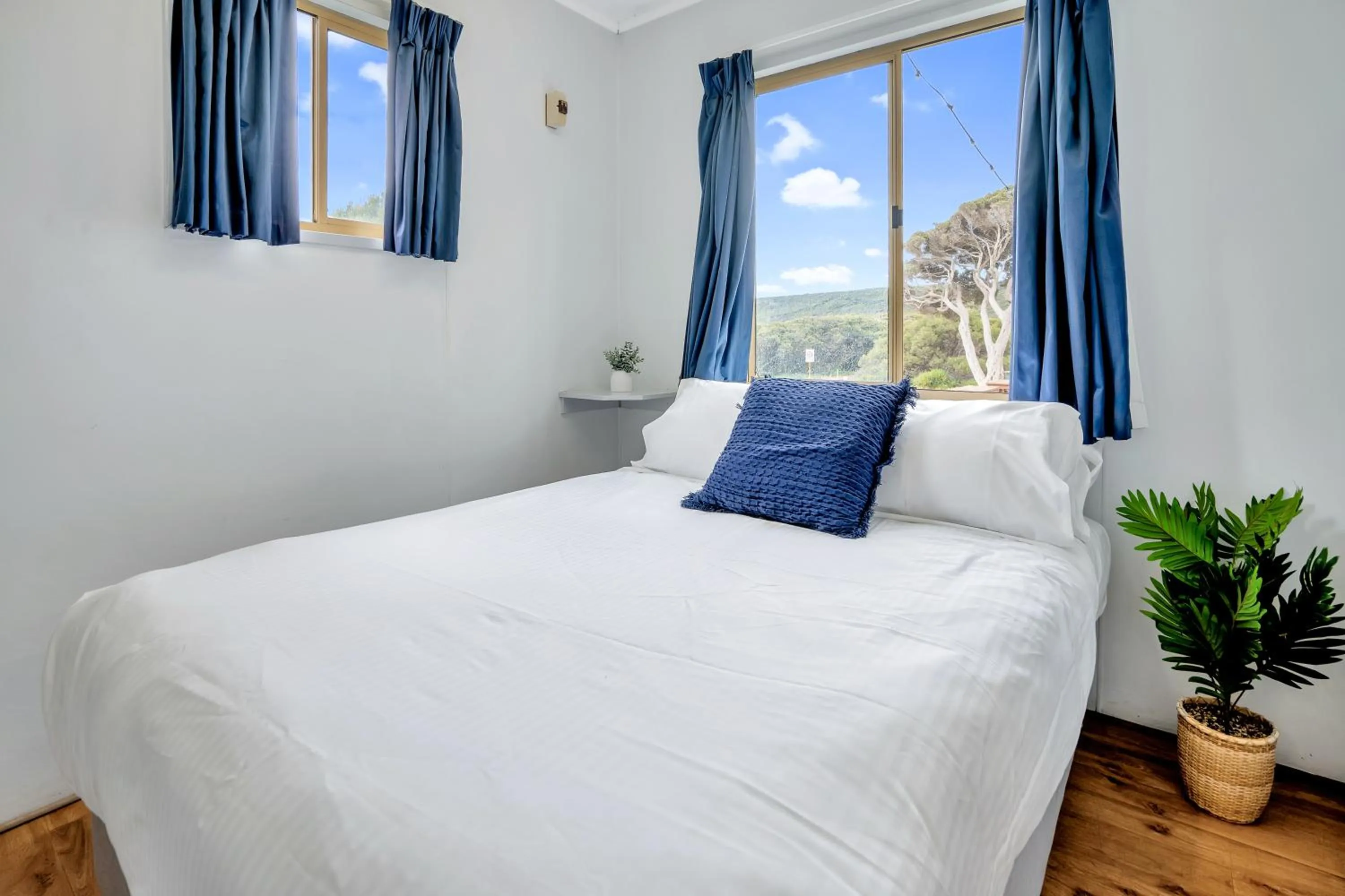 Bedroom, Bed in Tasman Holiday Parks - Yallingup Beach