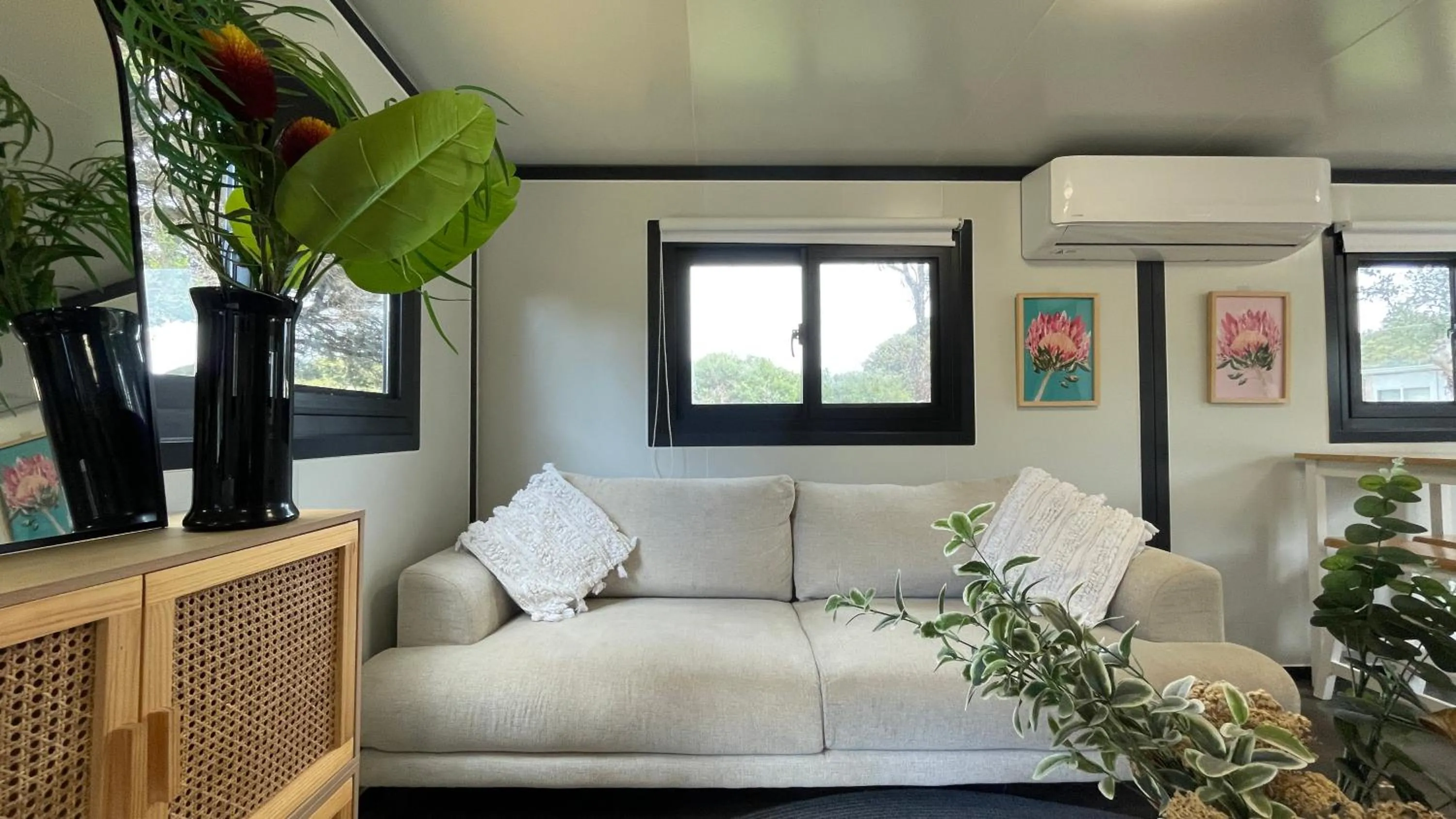 Living room in Tasman Holiday Parks - Yallingup Beach