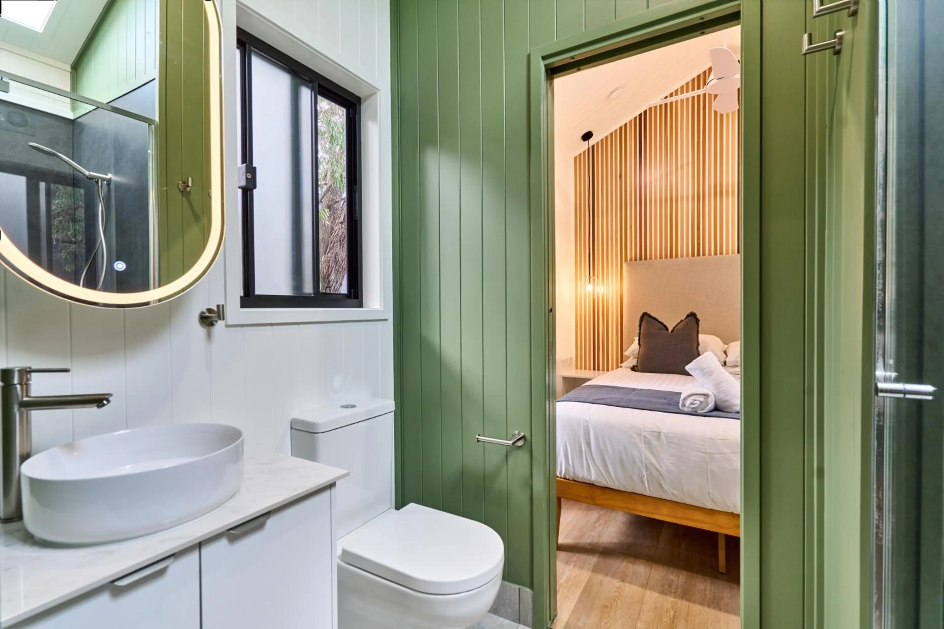 Bathroom, Bed in Tasman Holiday Parks - Yallingup Beach
