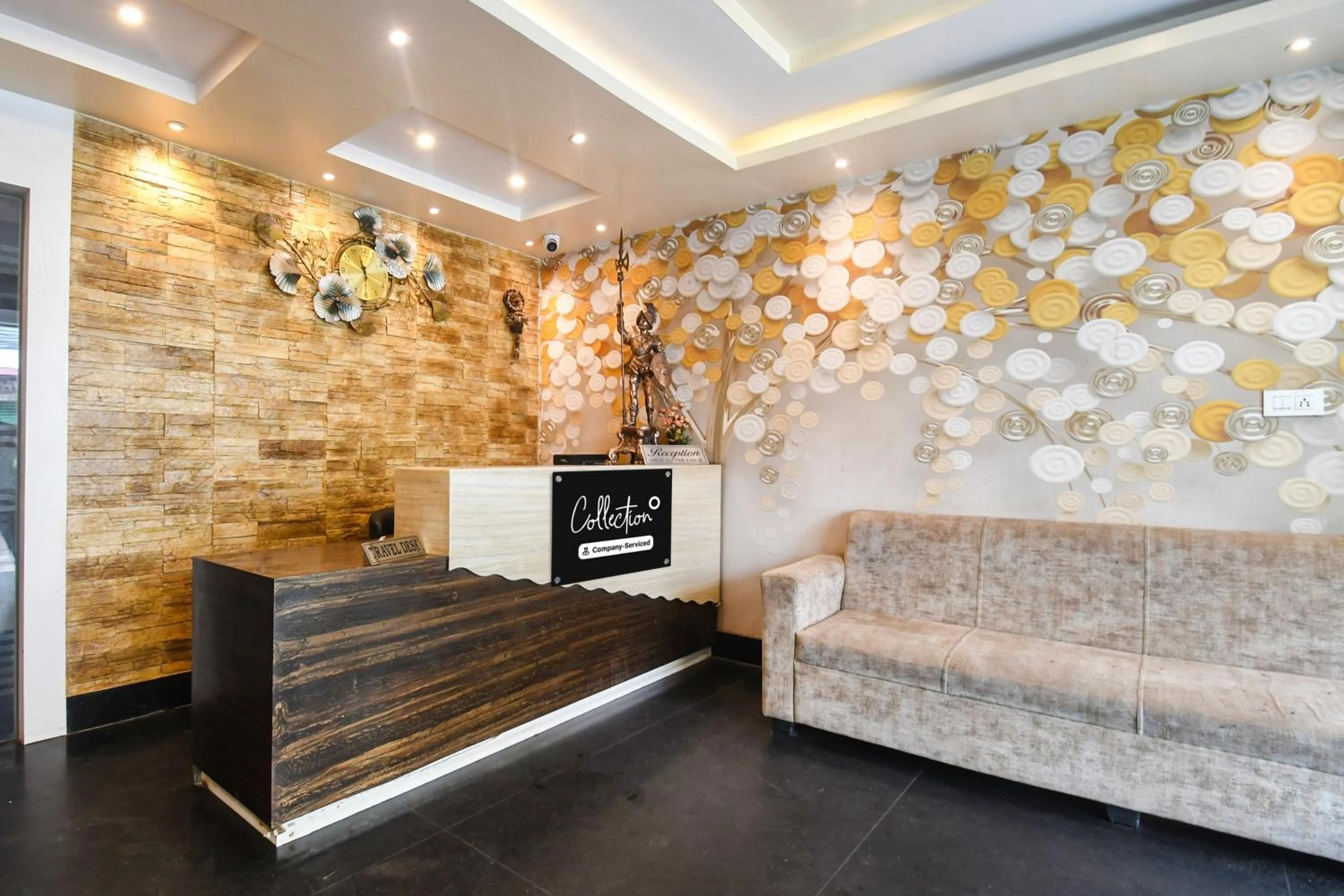 Lobby or reception in Super Collection O Paschim Dwar Near Jagannatha Temple