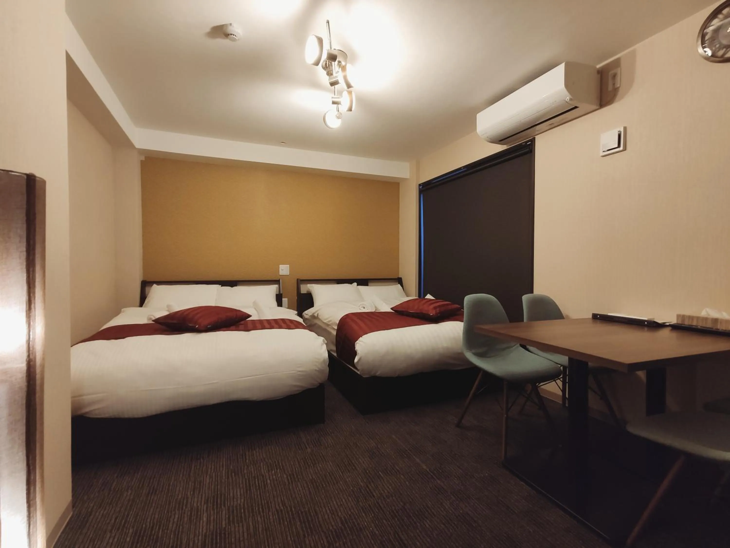 Photo of the whole room, Bed in West Japan Kyoto Kiyomizu