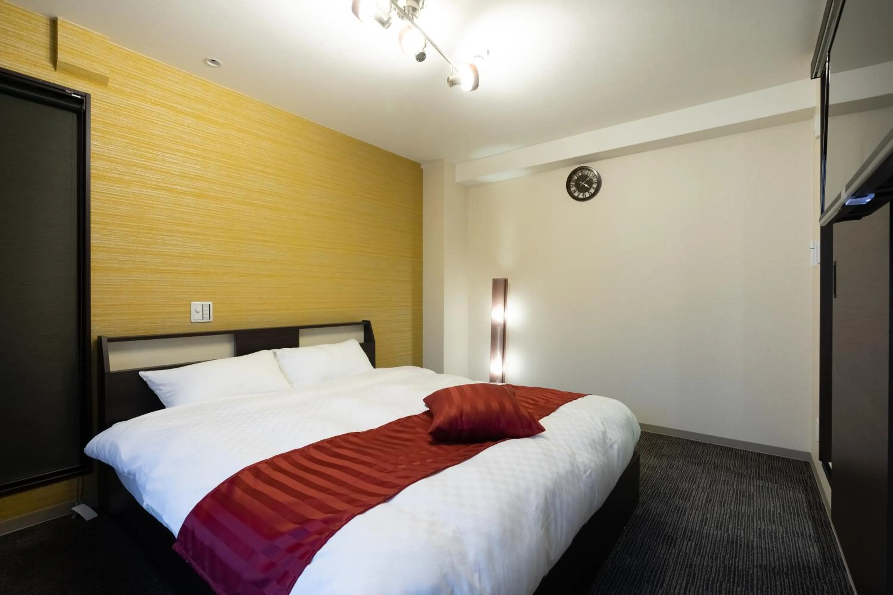 Photo of the whole room, Bed in West Japan Kyoto Kiyomizu