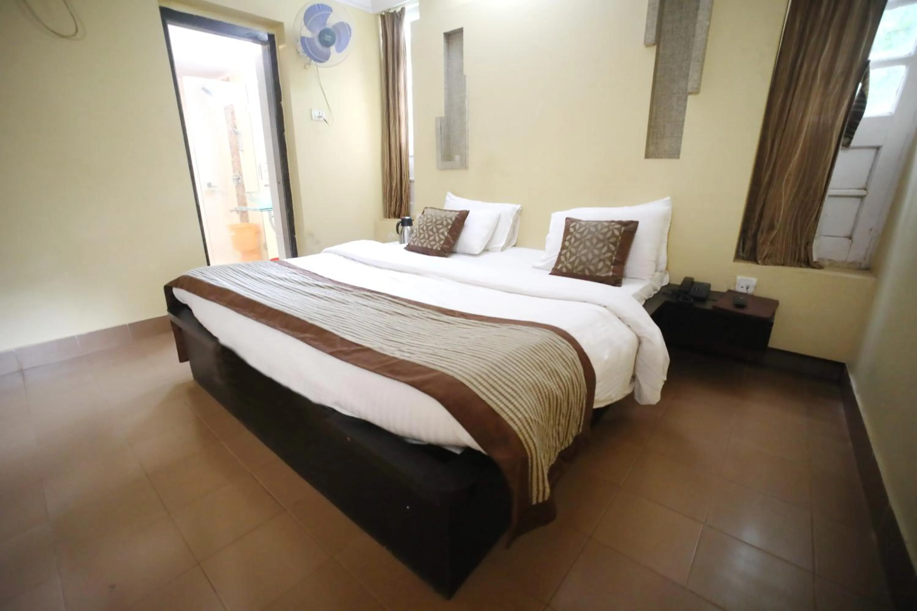 Bed in The Byke Heritage Resort - Matheran