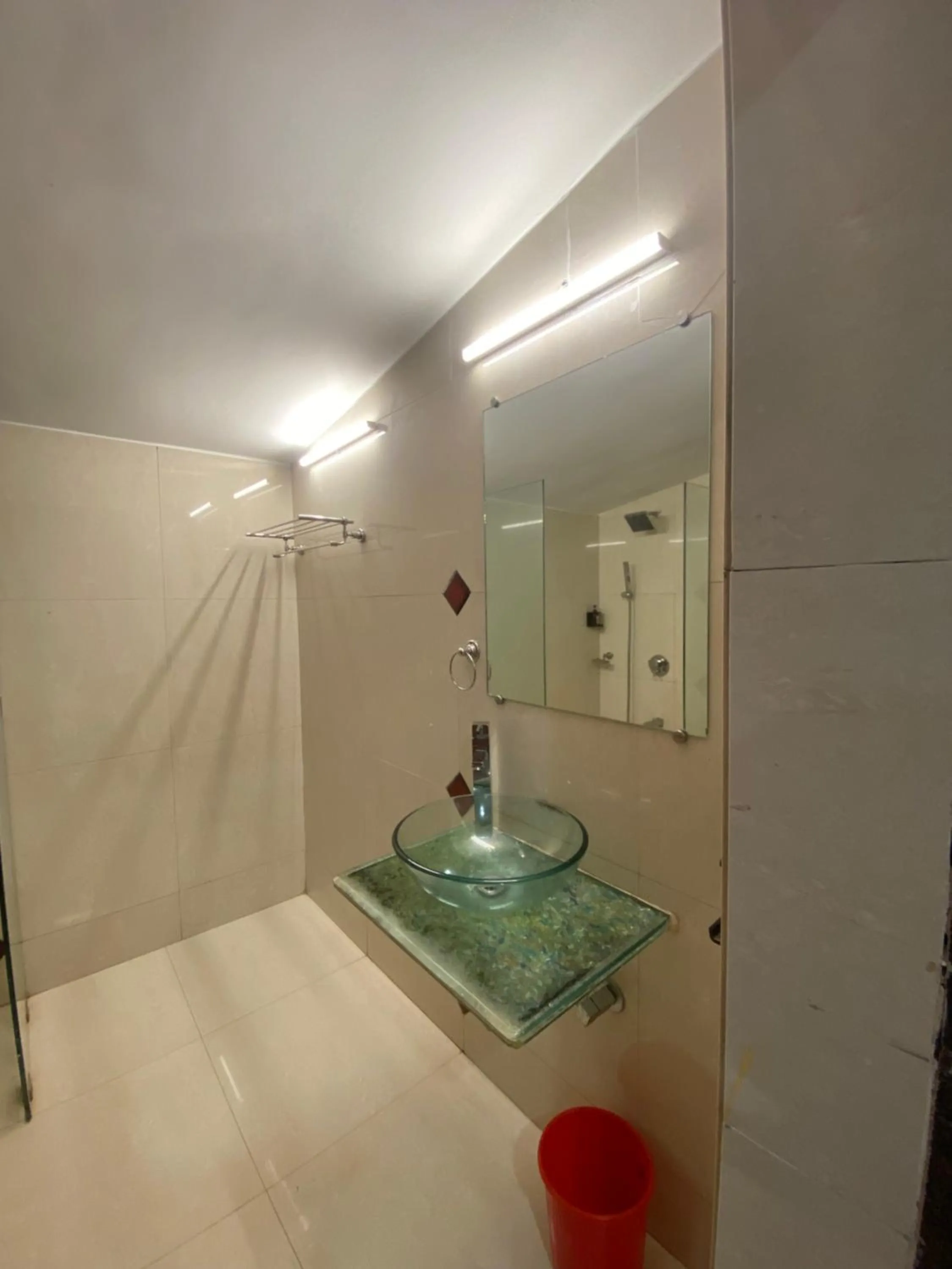 Bathroom in The Byke Heritage Resort - Matheran