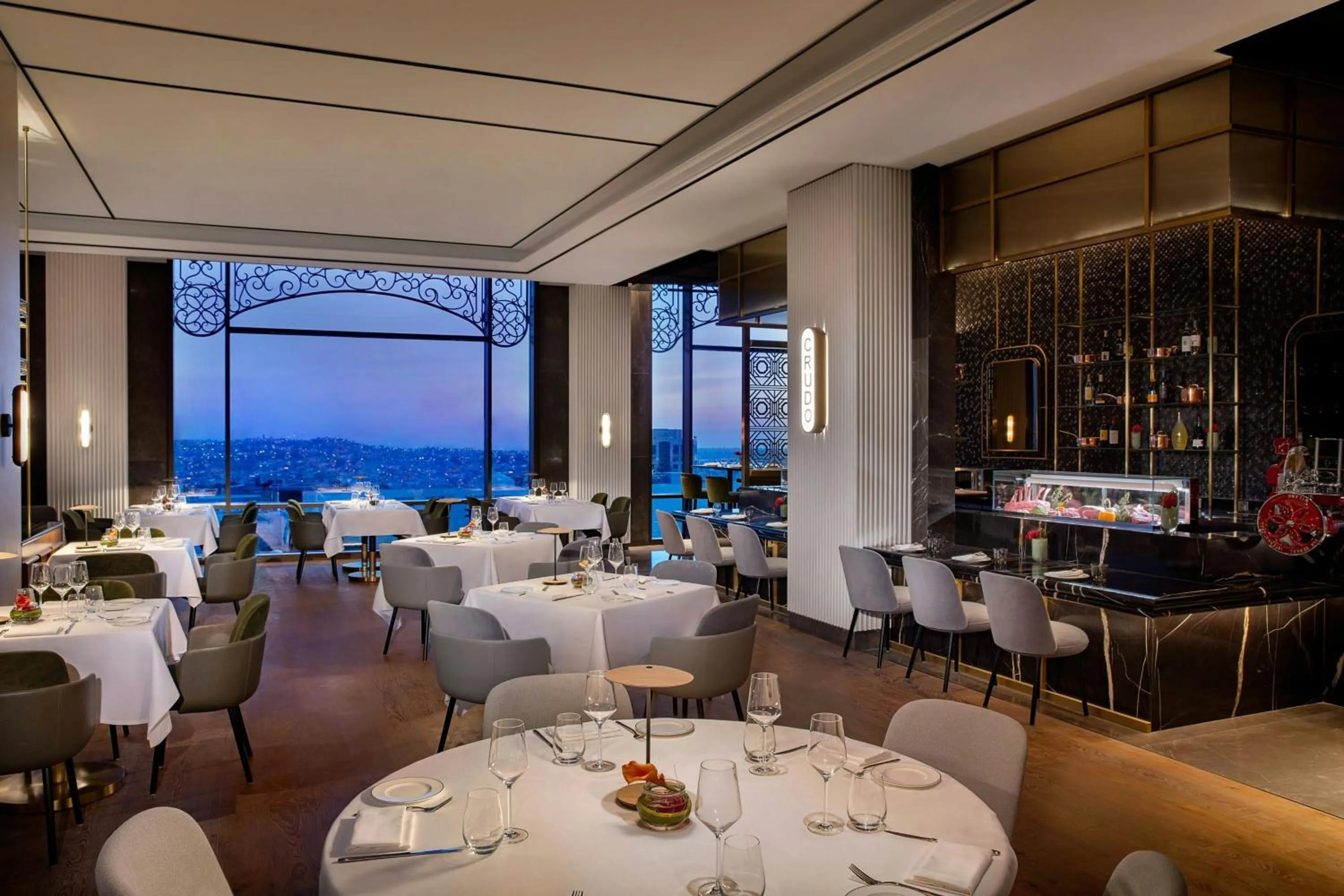 Restaurant/places to eat in The Ritz-Carlton, Amman