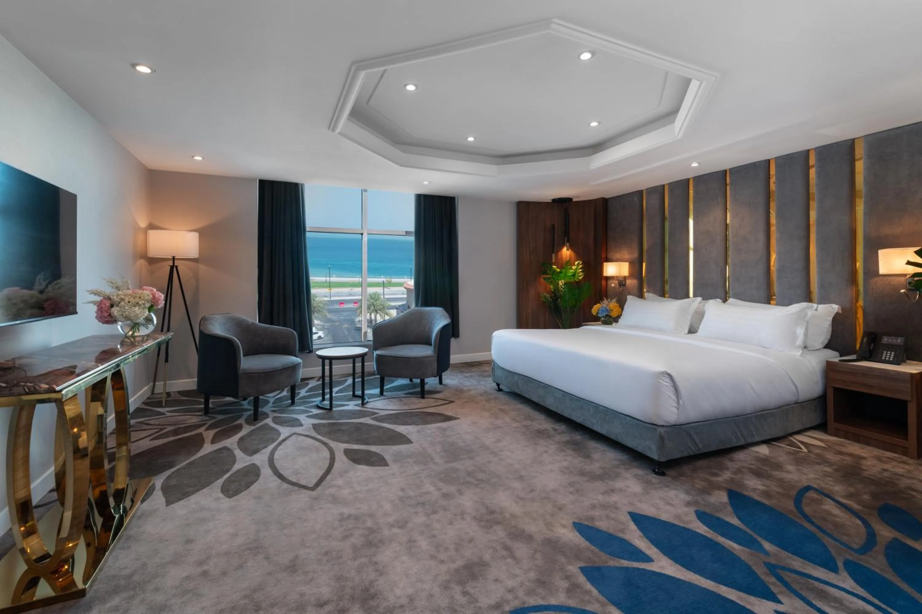 Bed in Warwick Al Jubail Hotel