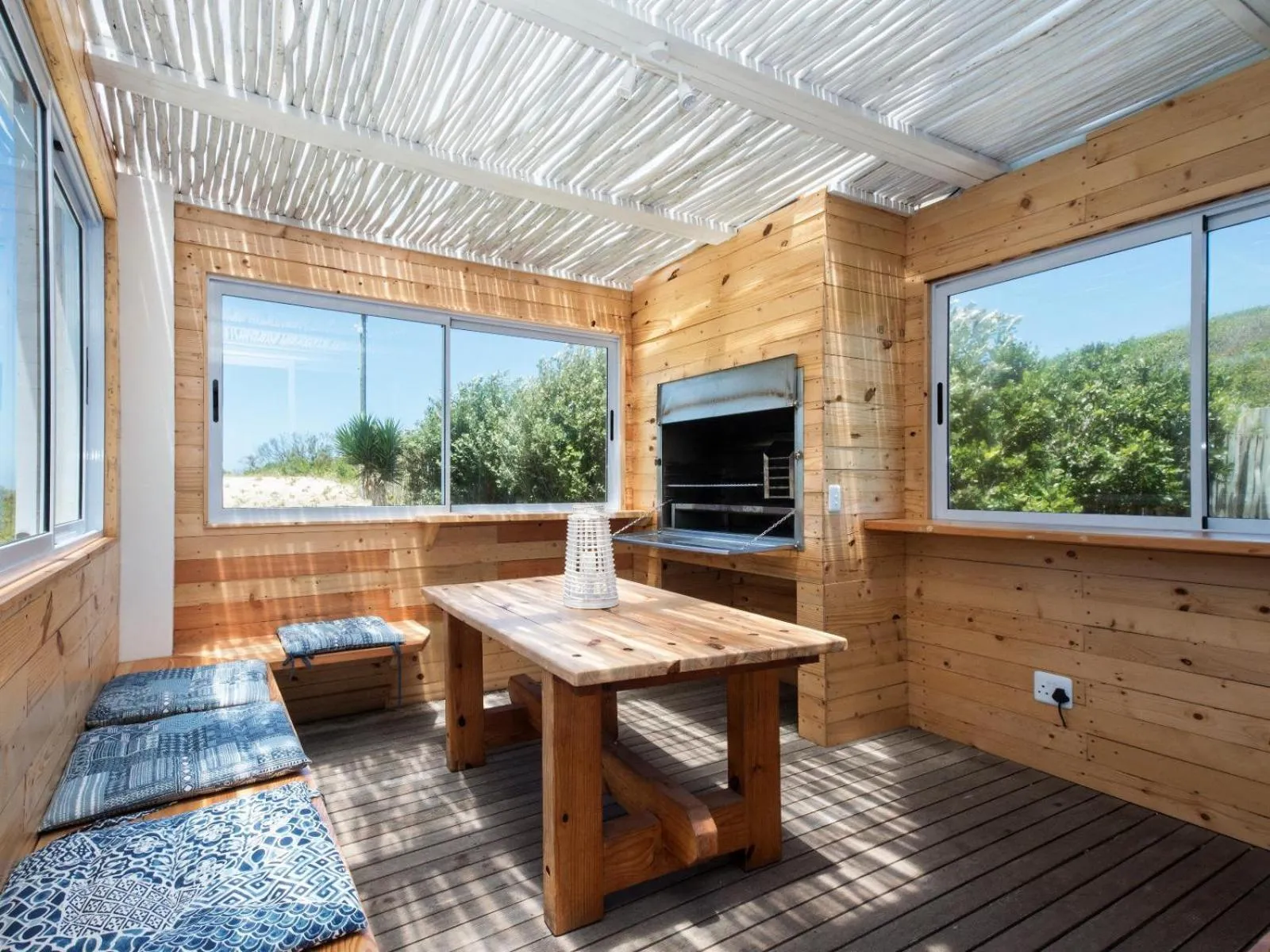 Property building in Beach Break Guest Houses and Villas