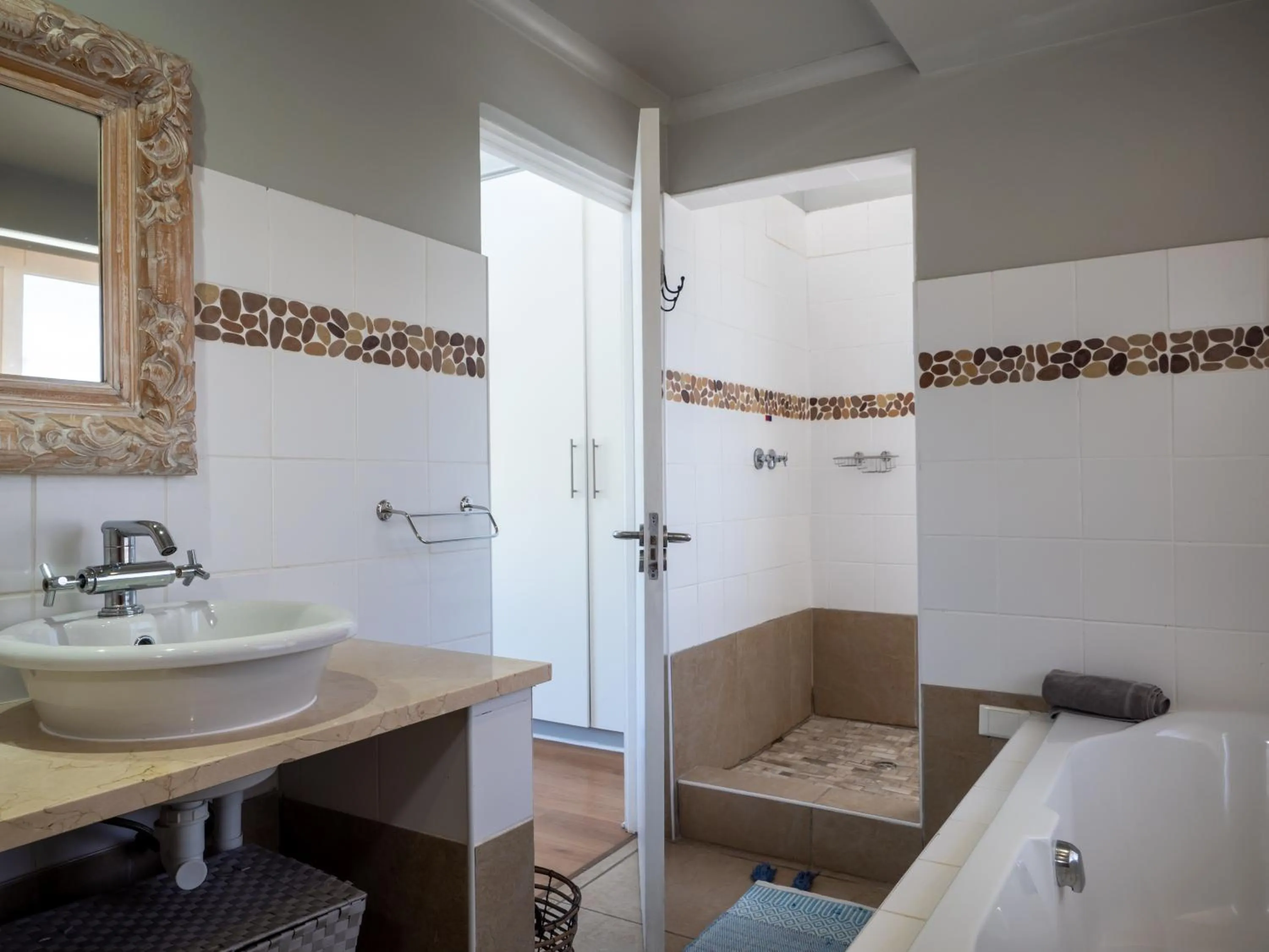 Bathroom in Beach Break Guest Houses and Villas