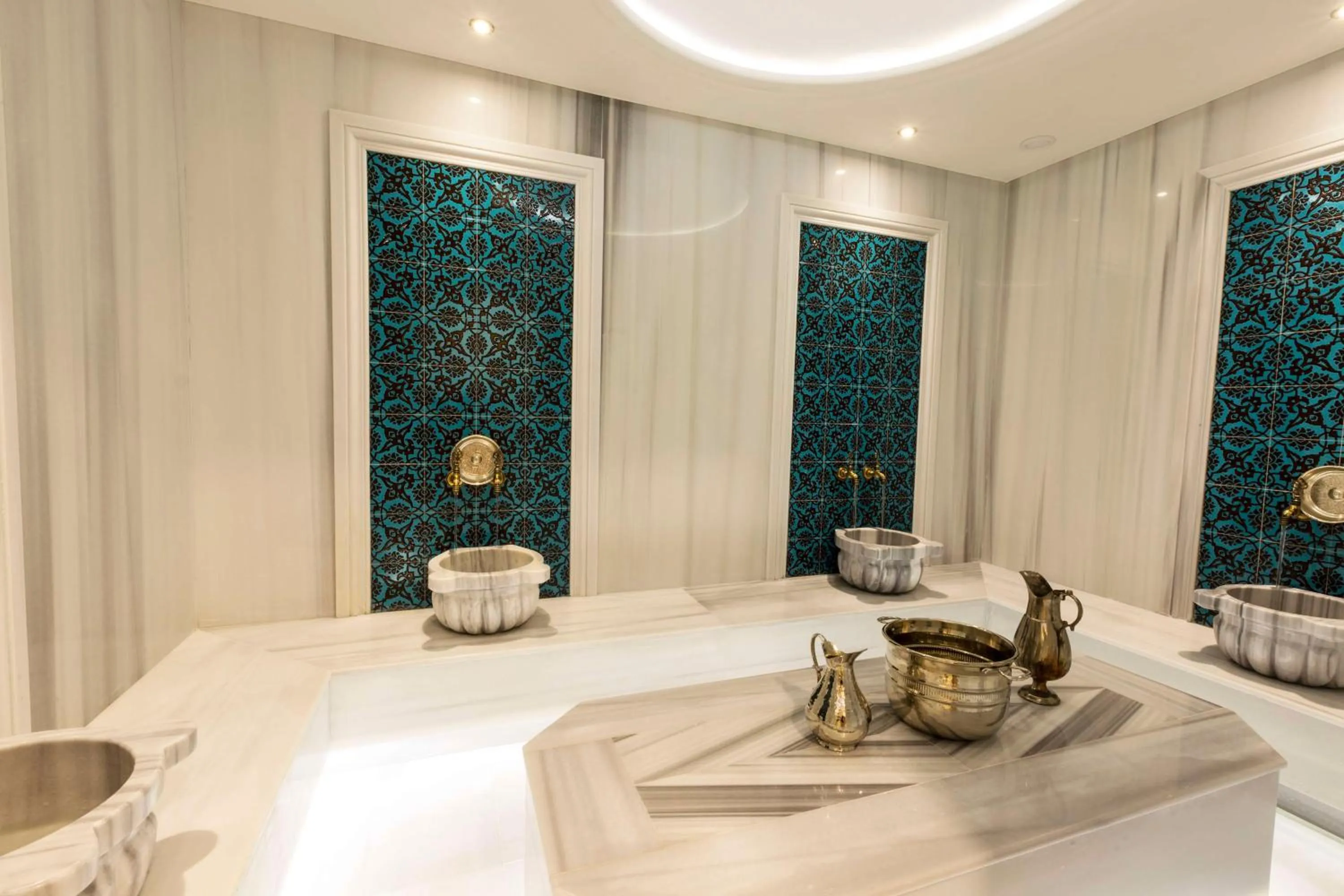 Spa and wellness centre/facilities in Radisson Hotel Istanbul Harbiye