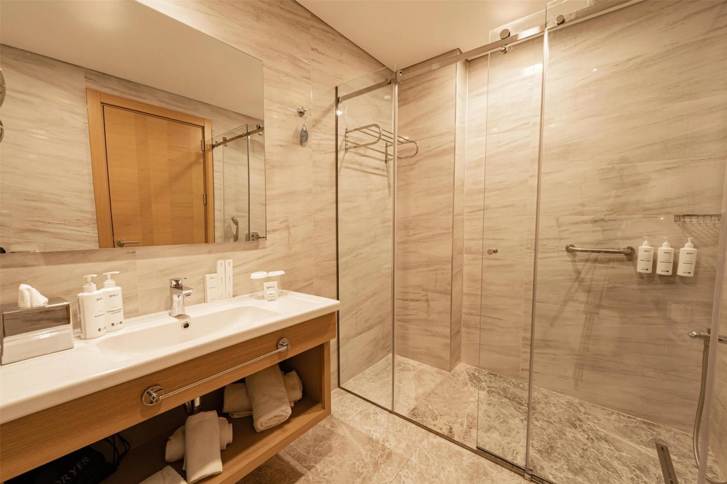 Bathroom in Radisson Hotel Istanbul Harbiye