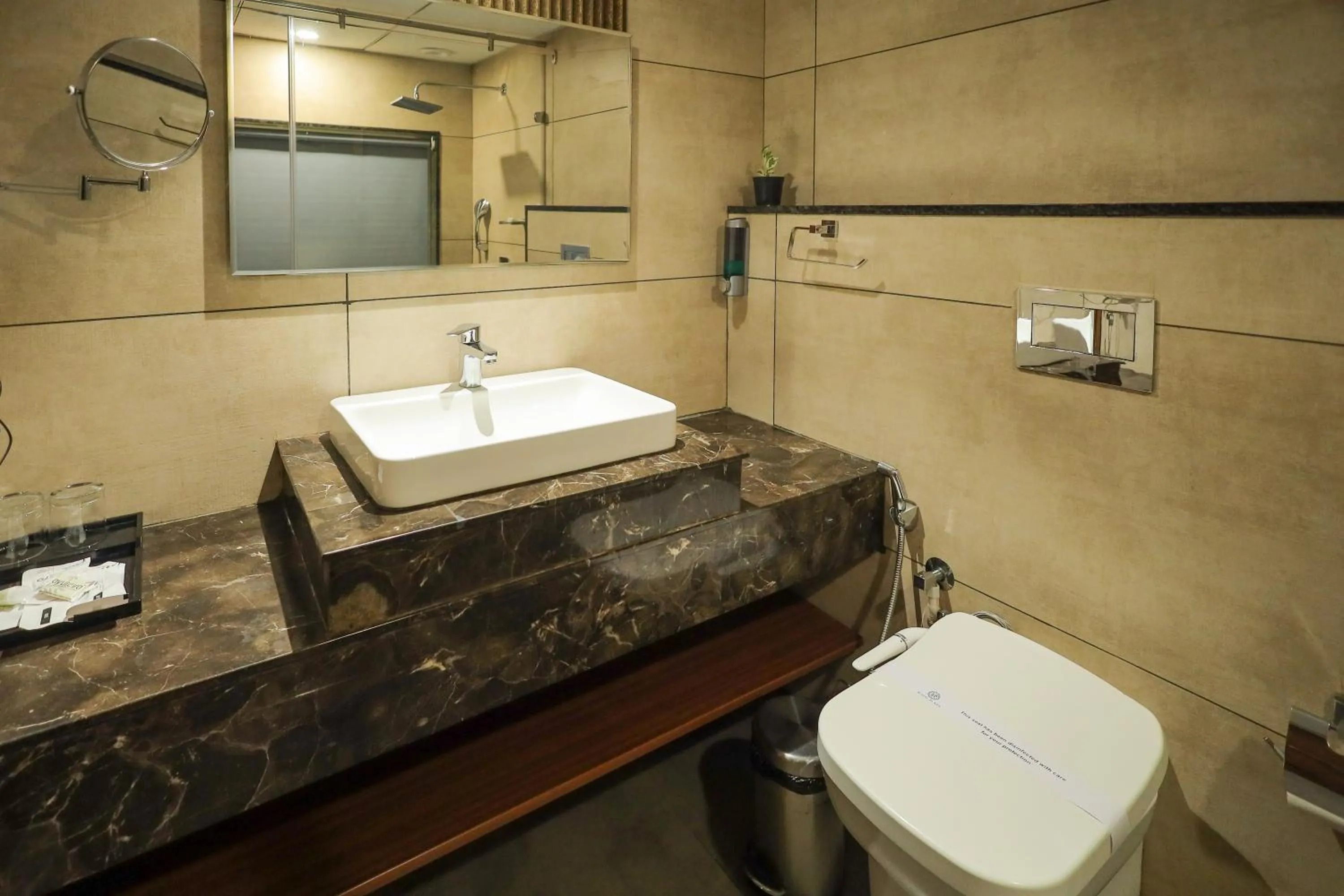 Bedroom in Royal Plaza Suites by RAK Rooms, Mangaluru