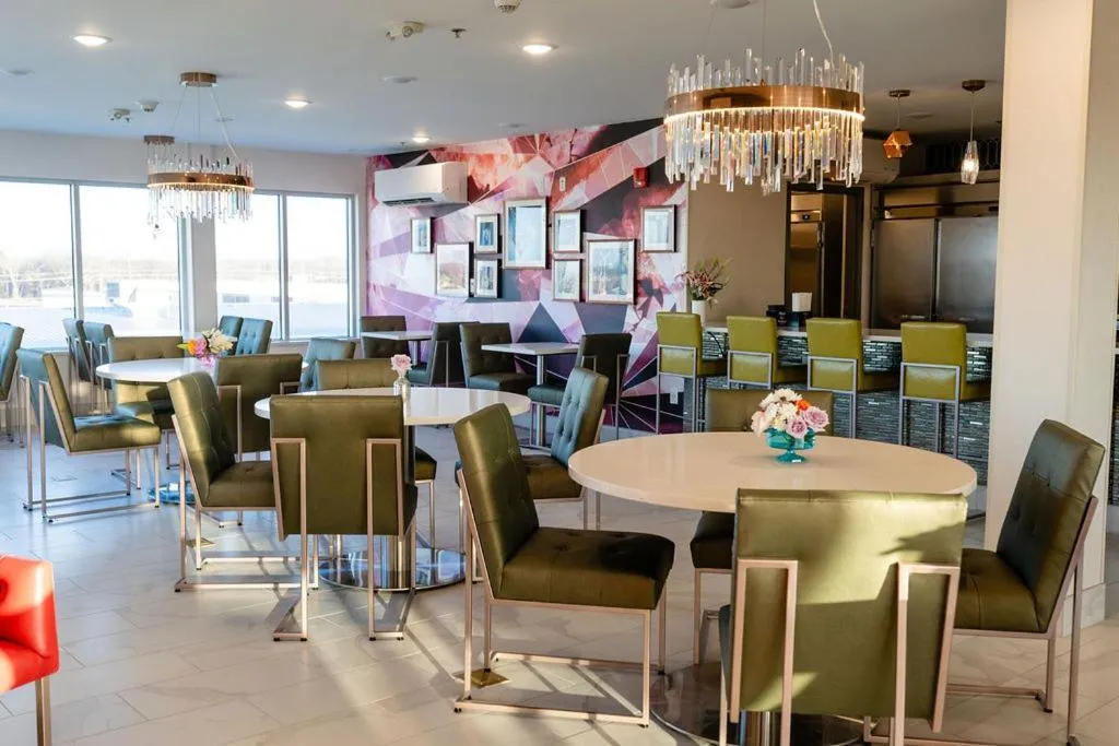 Restaurant/places to eat in Candlewood Suites - Tulsa Hills - Jenks by IHG