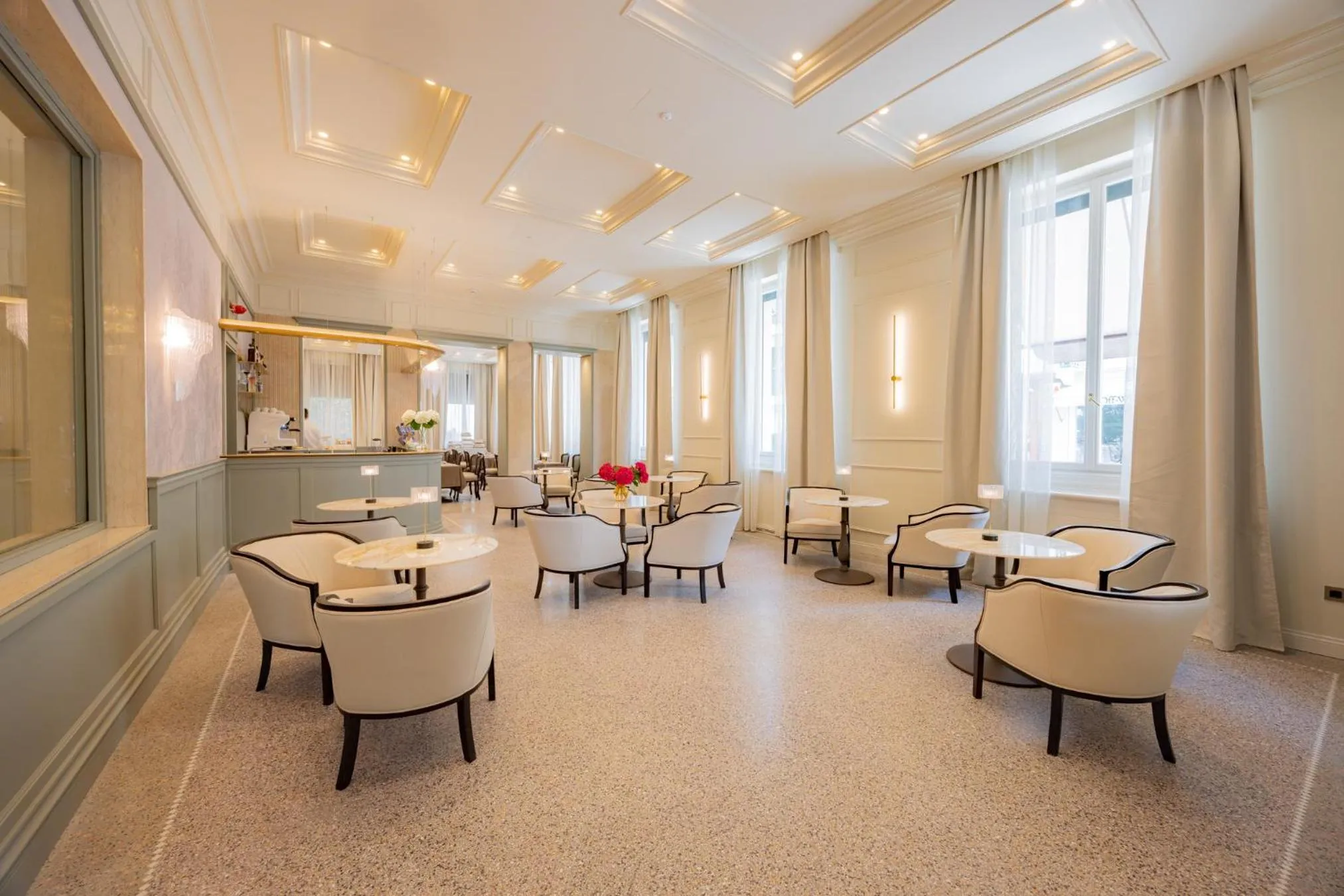 Restaurant/places to eat in Hotel Belvedere