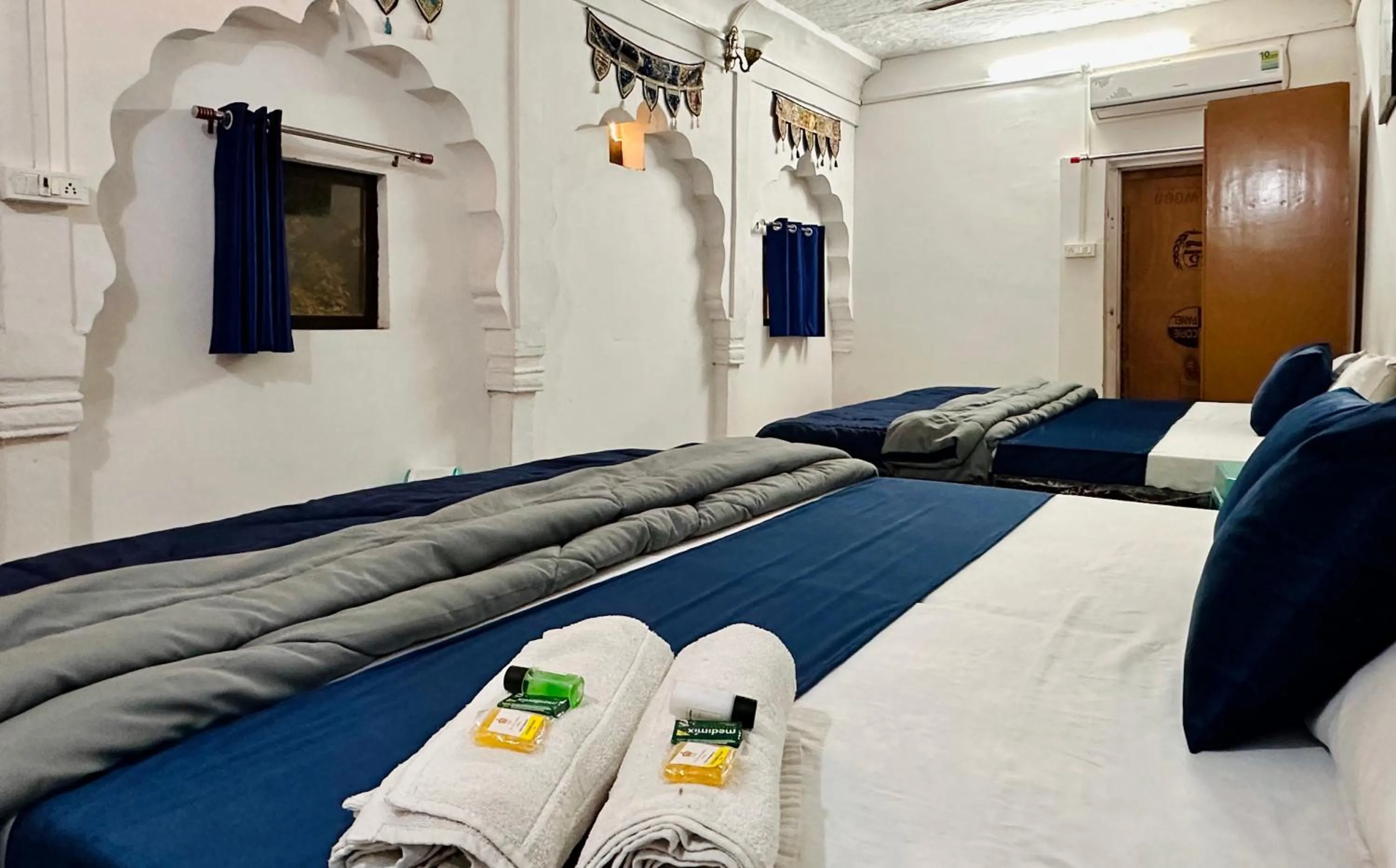 Bed in Hotel Kota kunj Heritage