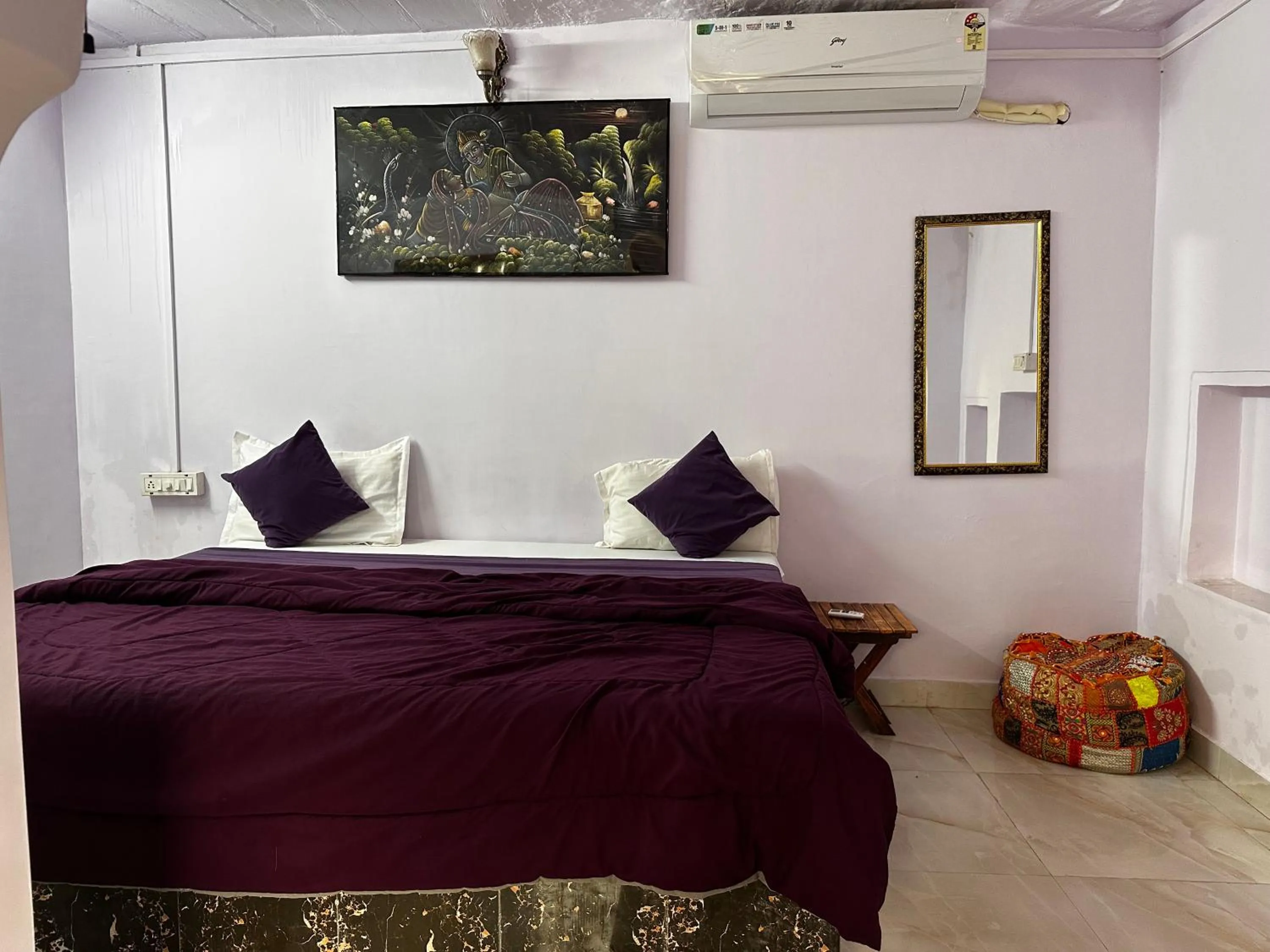 Bed in Hotel Kota kunj Heritage