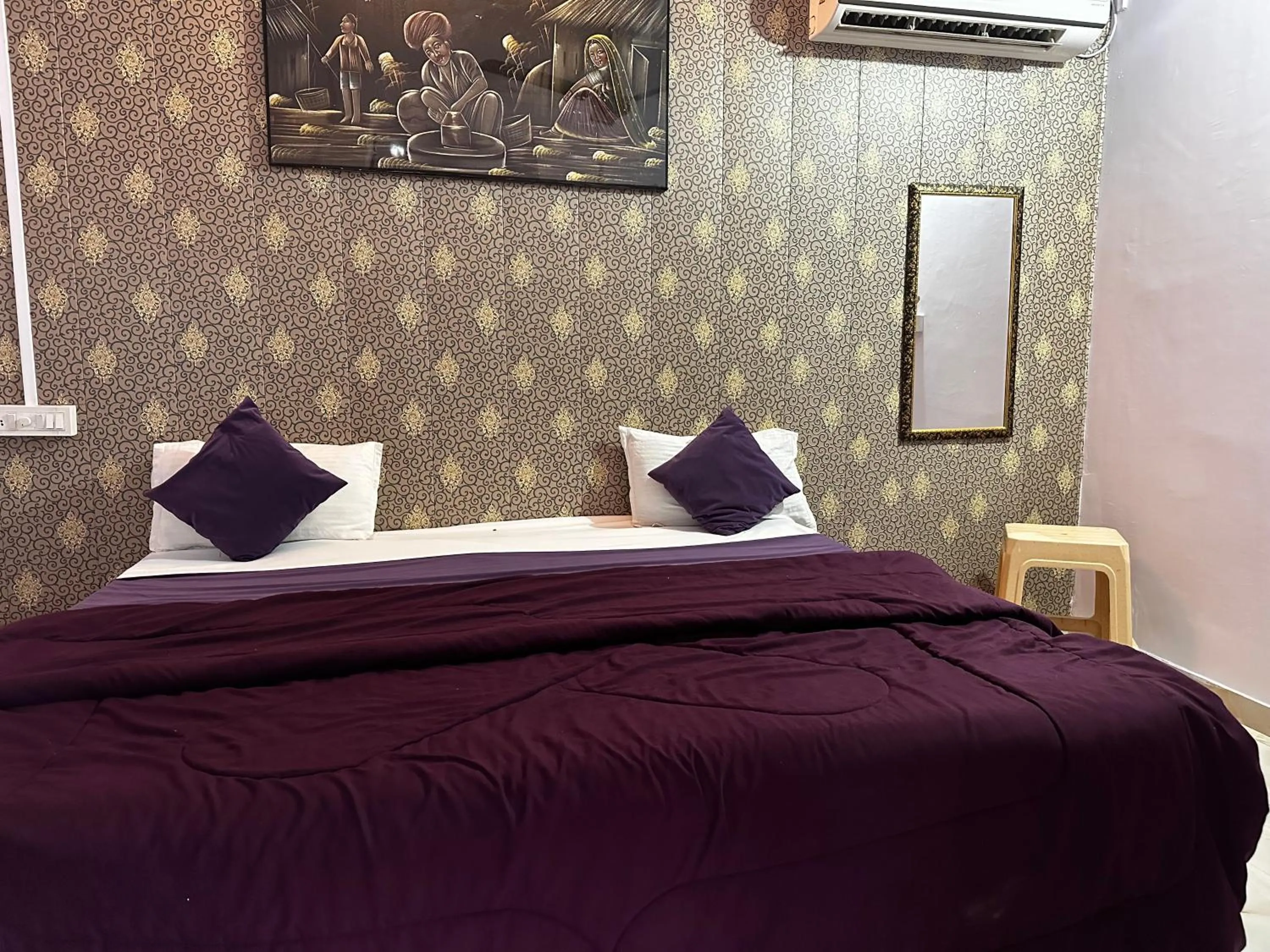 Bed in Hotel Kota kunj Heritage