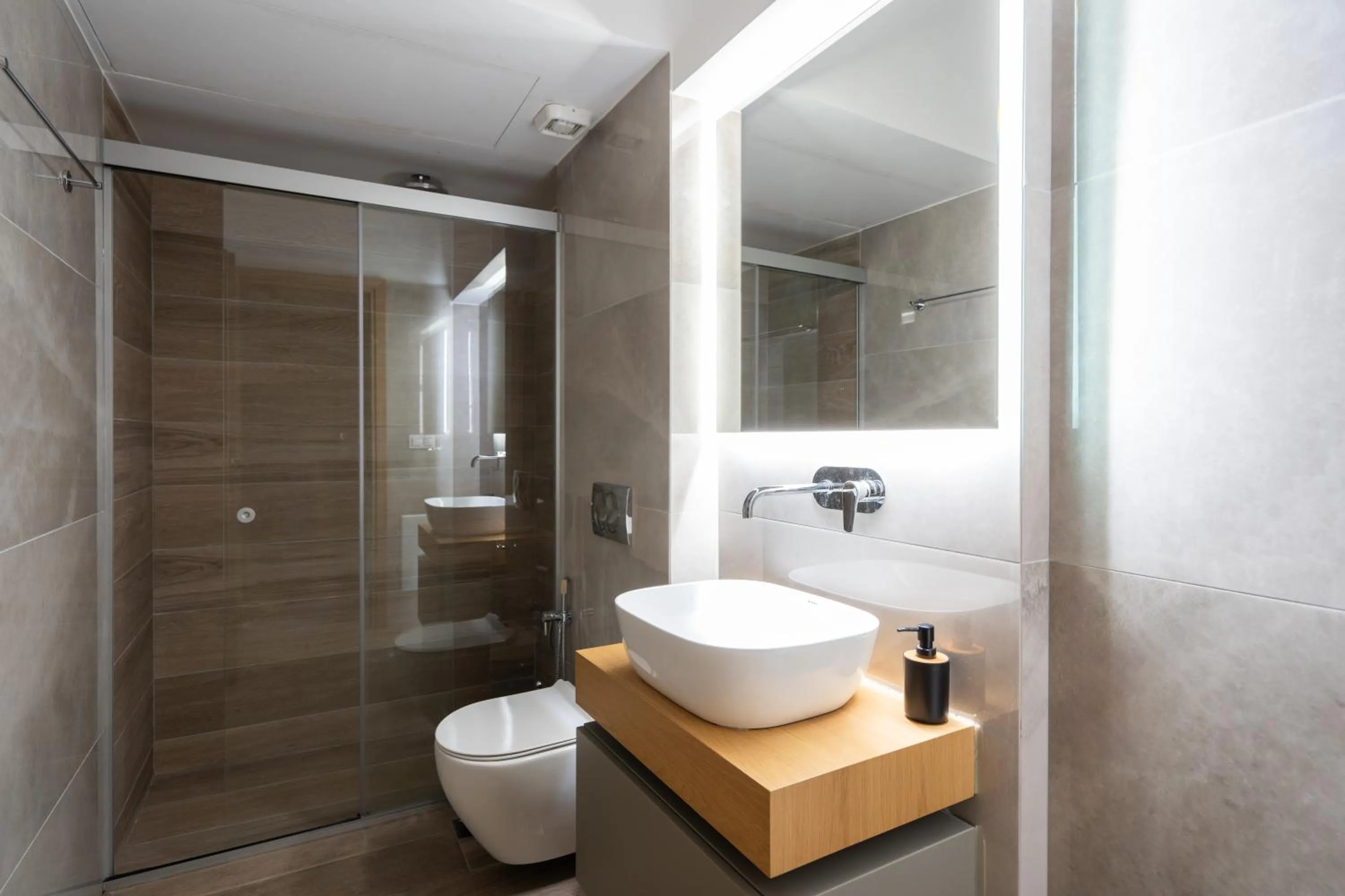 Bathroom in My Greek Vacations City Apartments