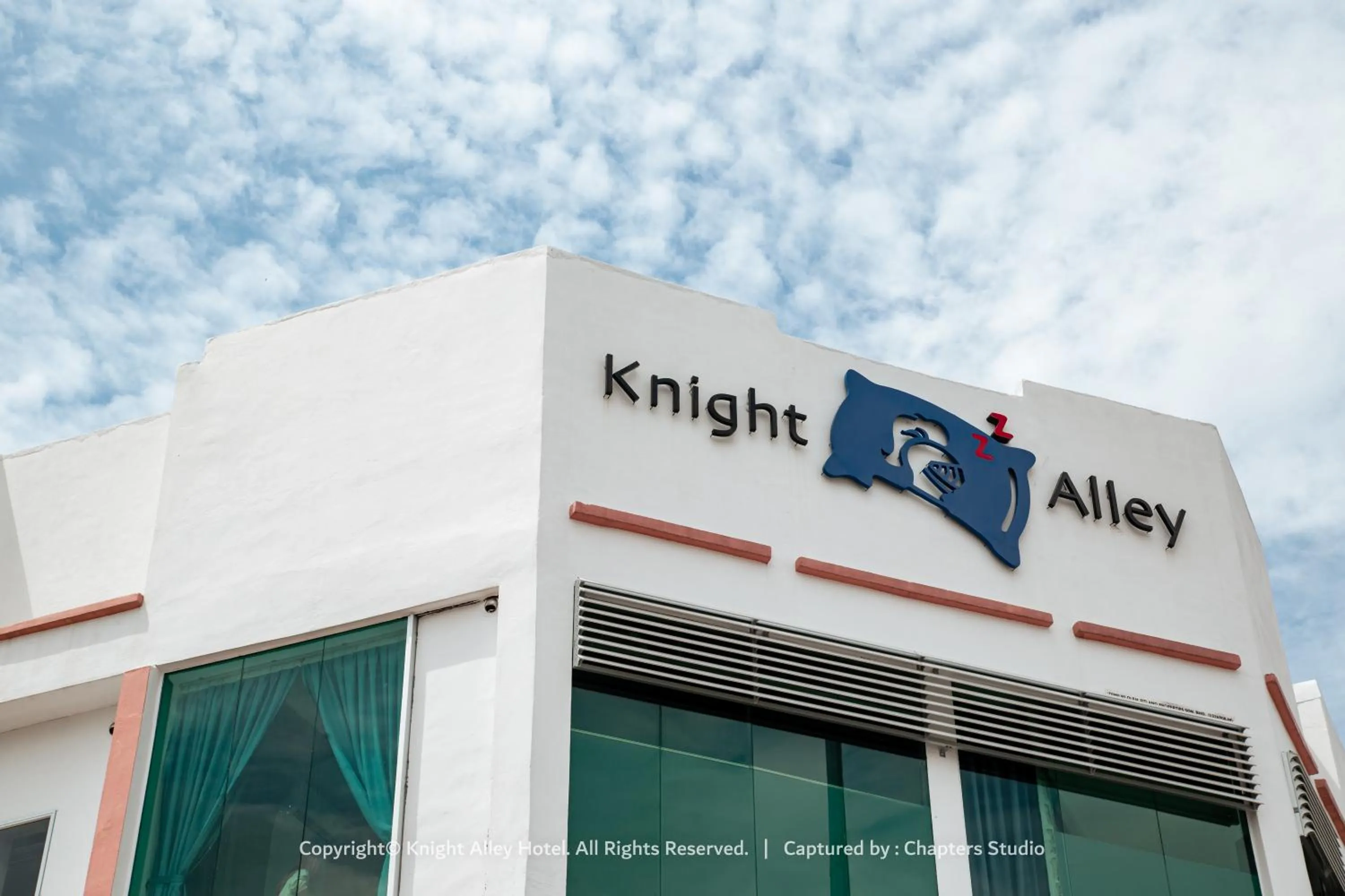 Property building in Knight Alley Hotel