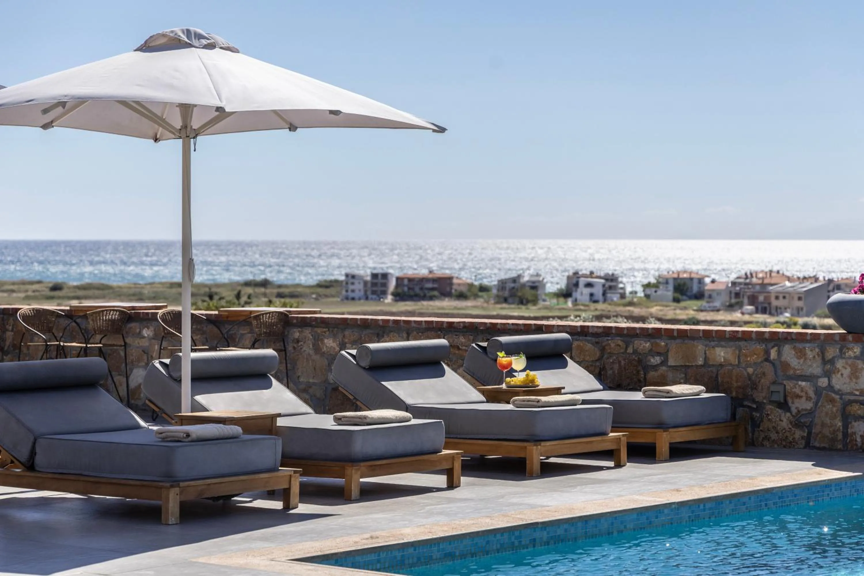 Property building in Akrolithos Luxury Suites & Spa