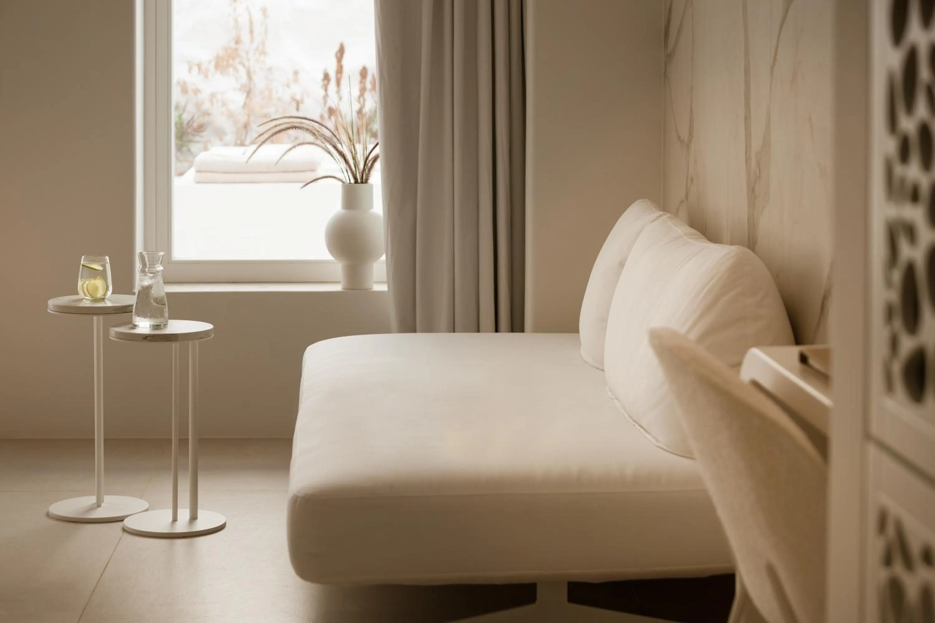 Seating area in Lovia Mykonos