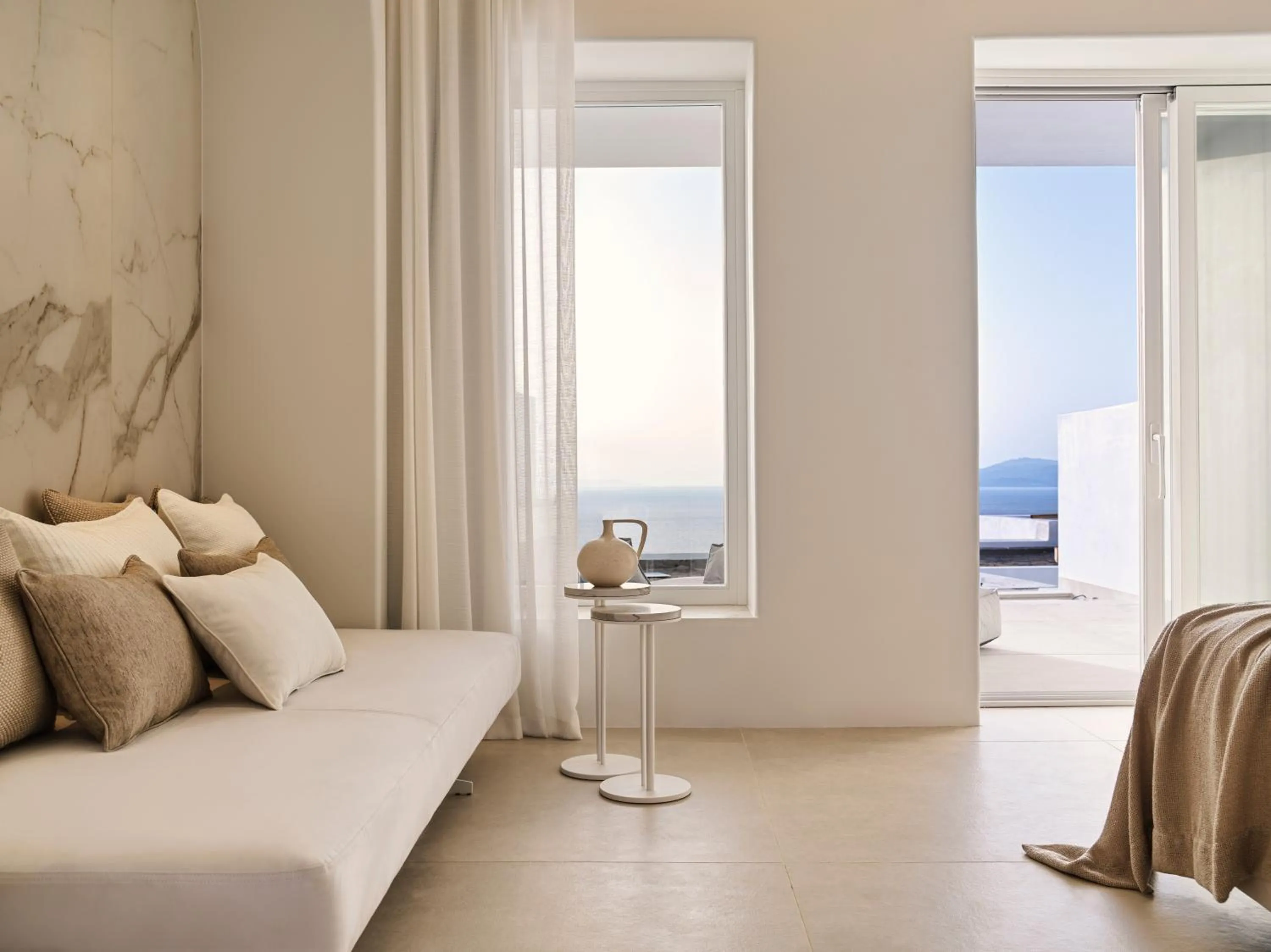 View (from property/room), Bed in Lovia Mykonos