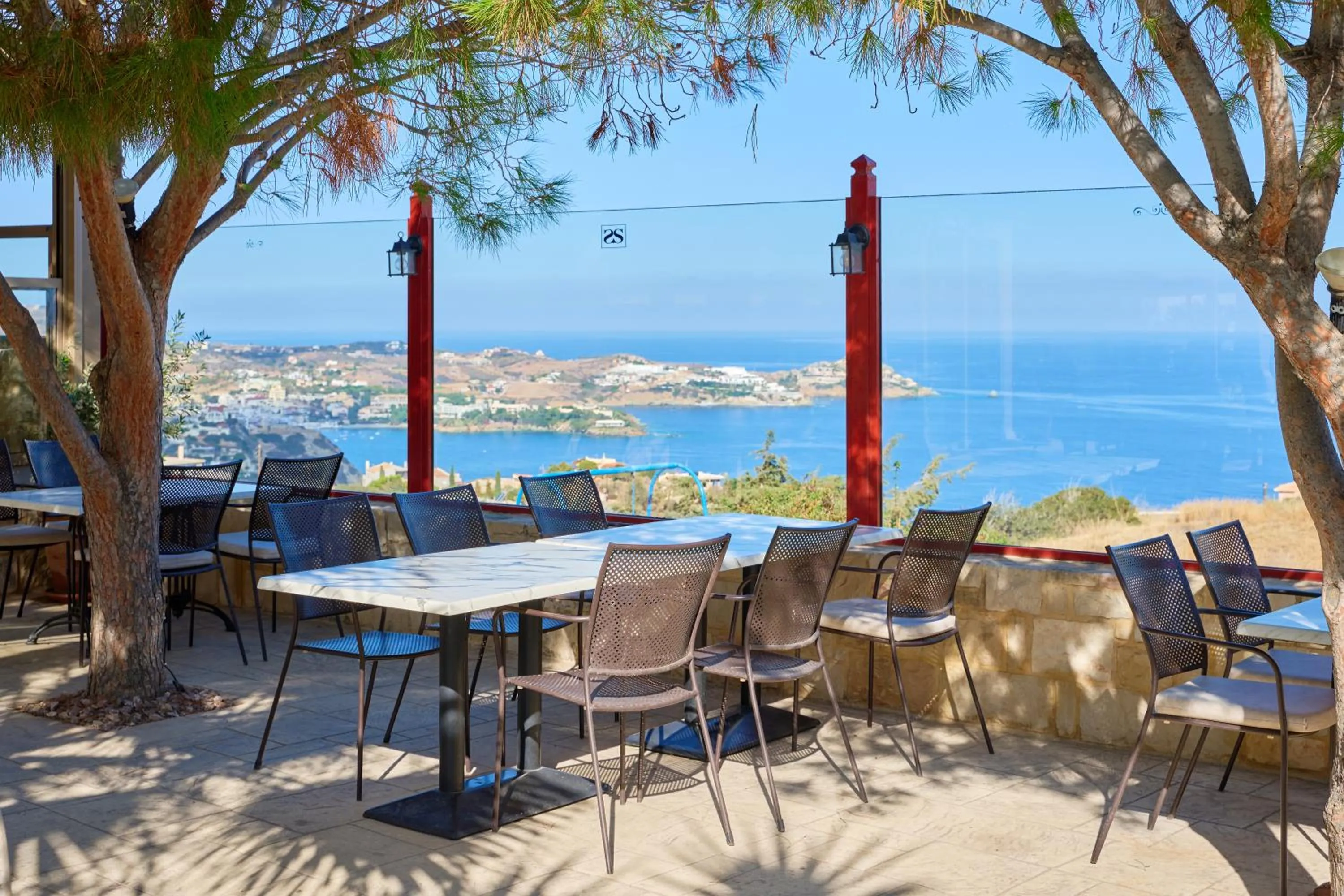 Spiros-Soula Thematic Suites