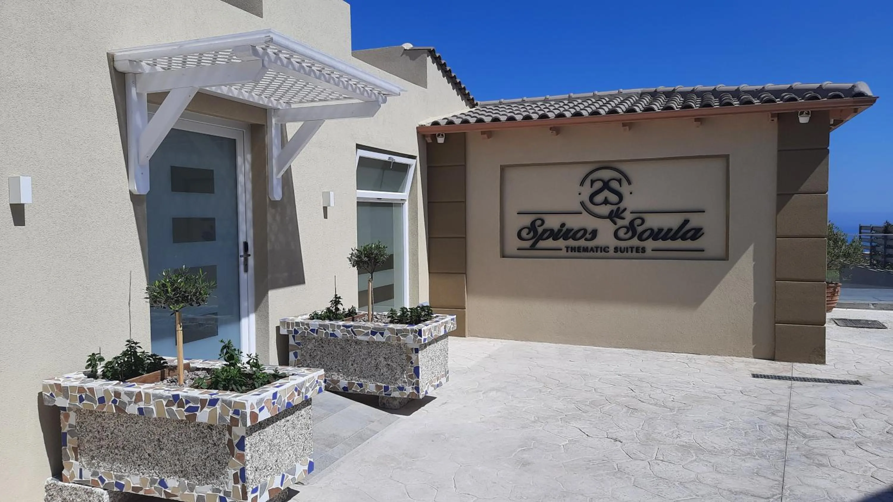 Spiros-Soula Thematic Suites