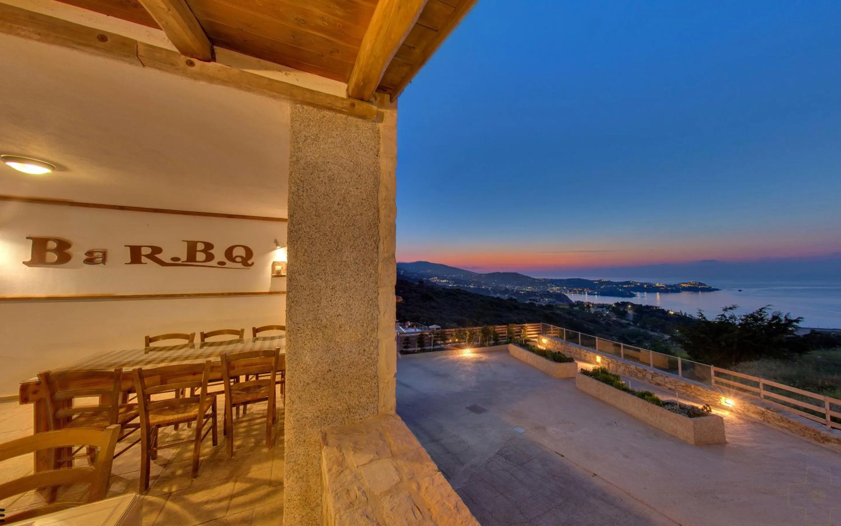 Spiros-Soula Thematic Suites