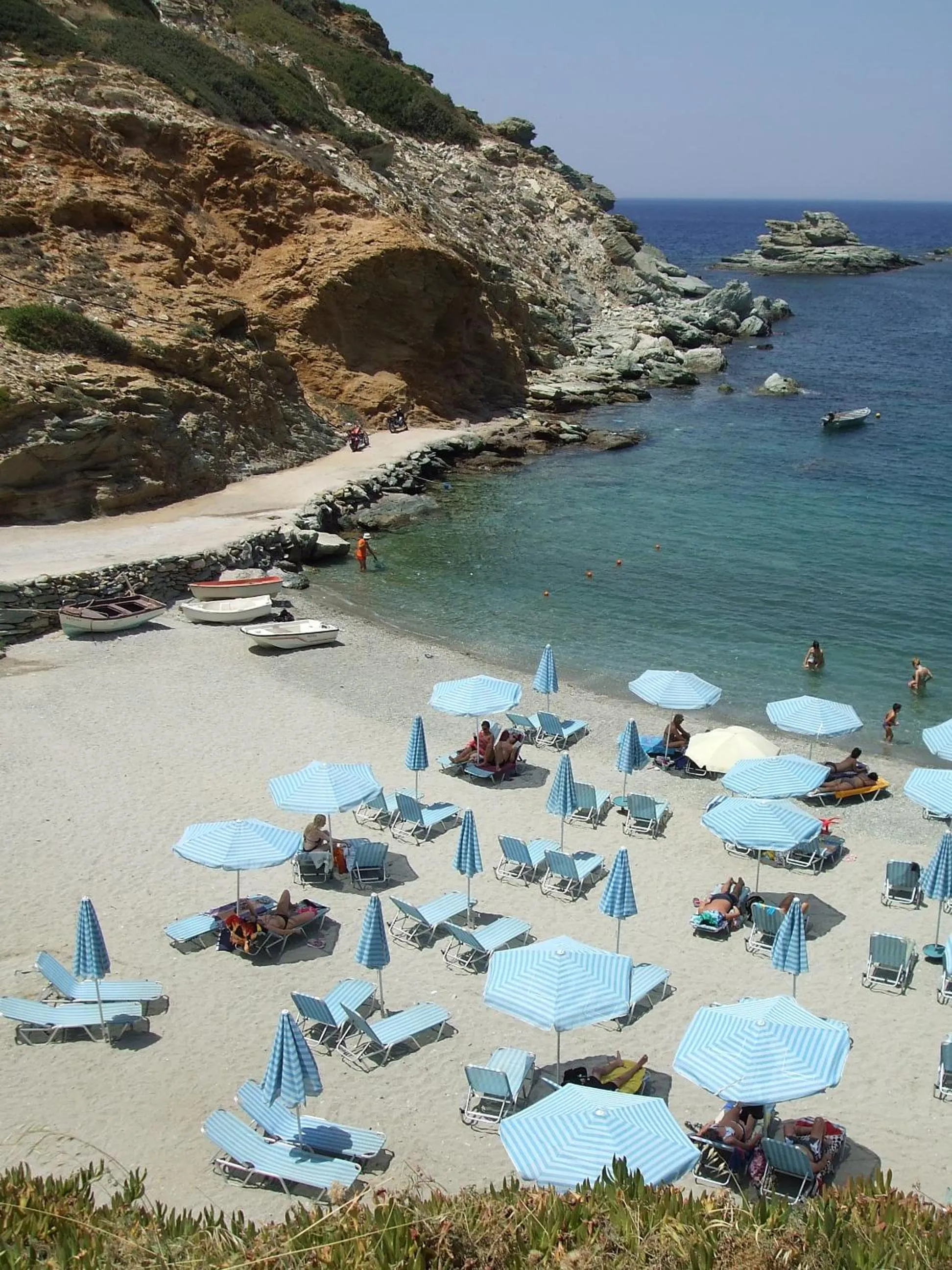 Spiros-Soula Thematic Suites