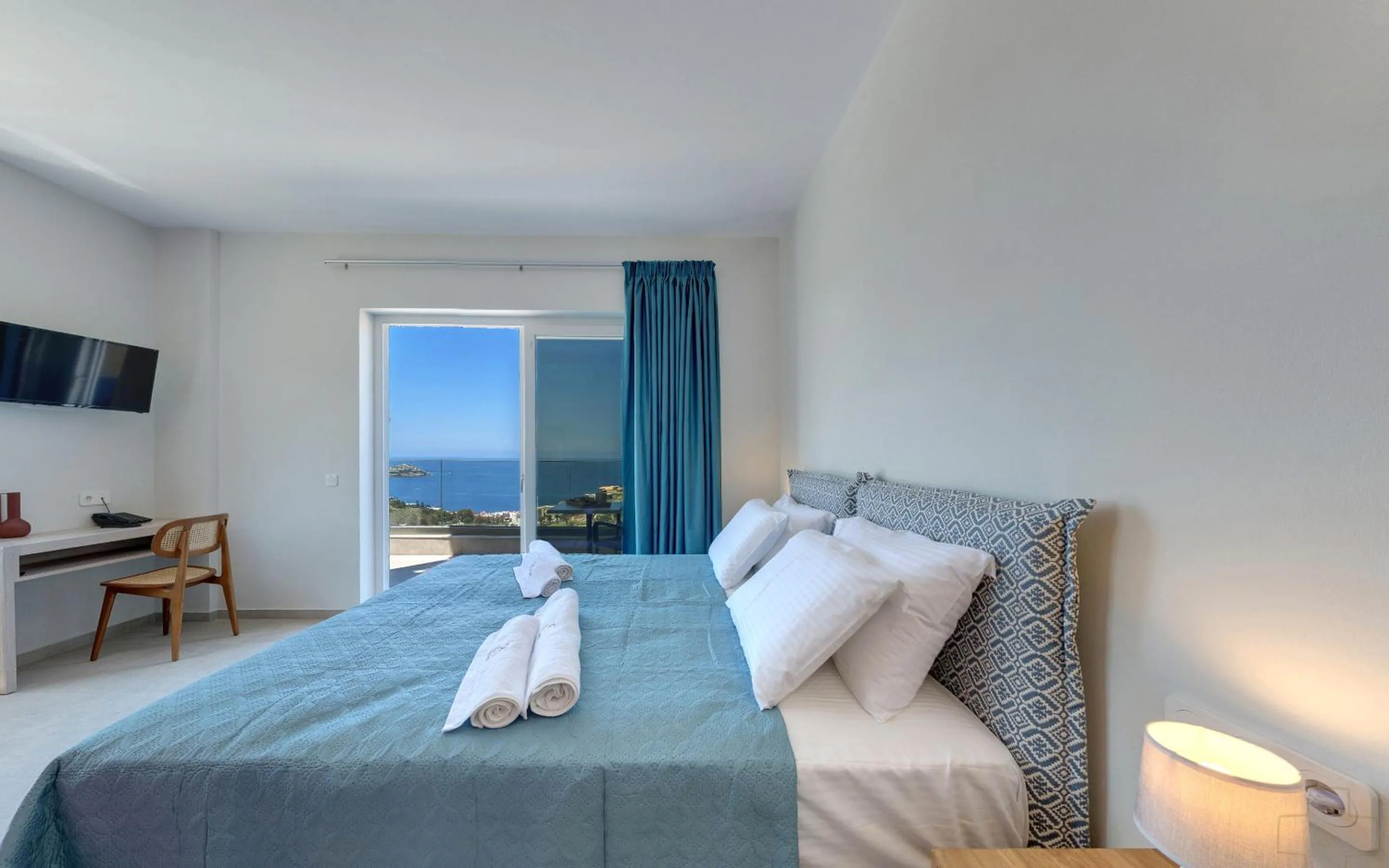 Bed in Spiros-Soula Thematic Suites