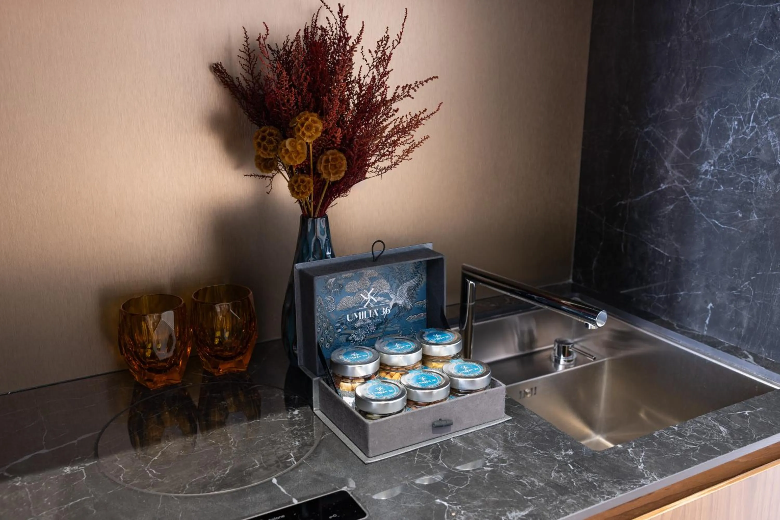 Kitchen or kitchenette in Umiltà 36