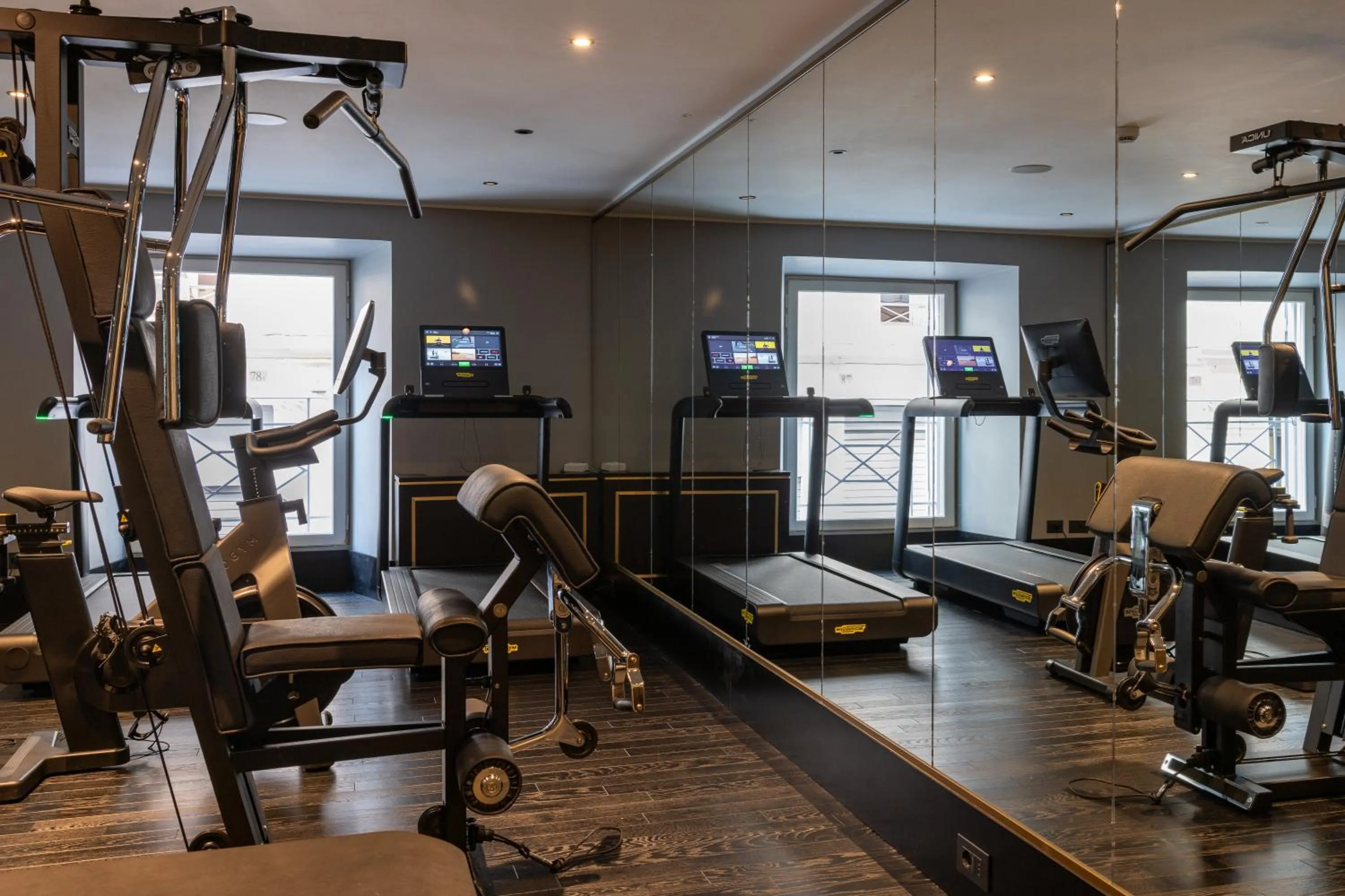 Fitness centre/facilities in Umiltà 36