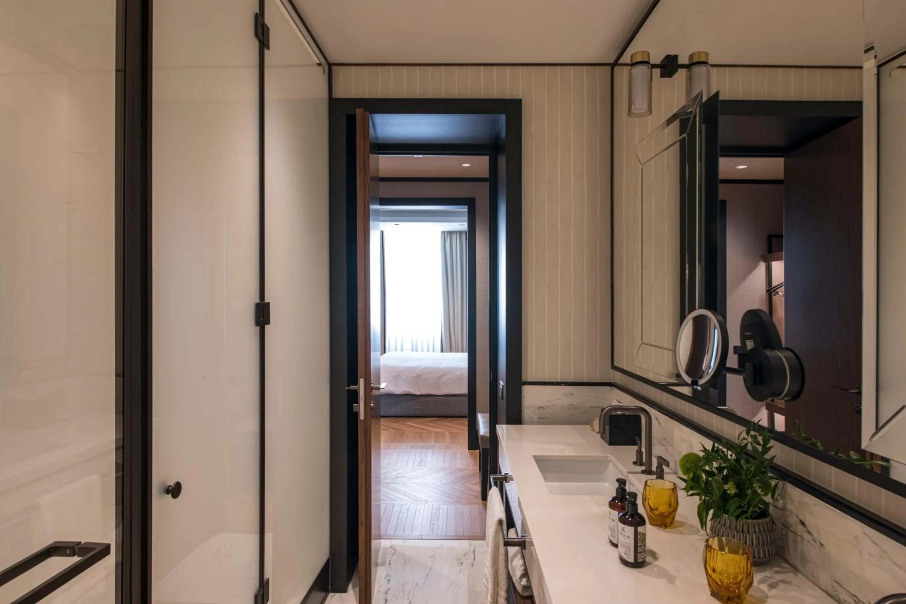 Bathroom in Umiltà 36