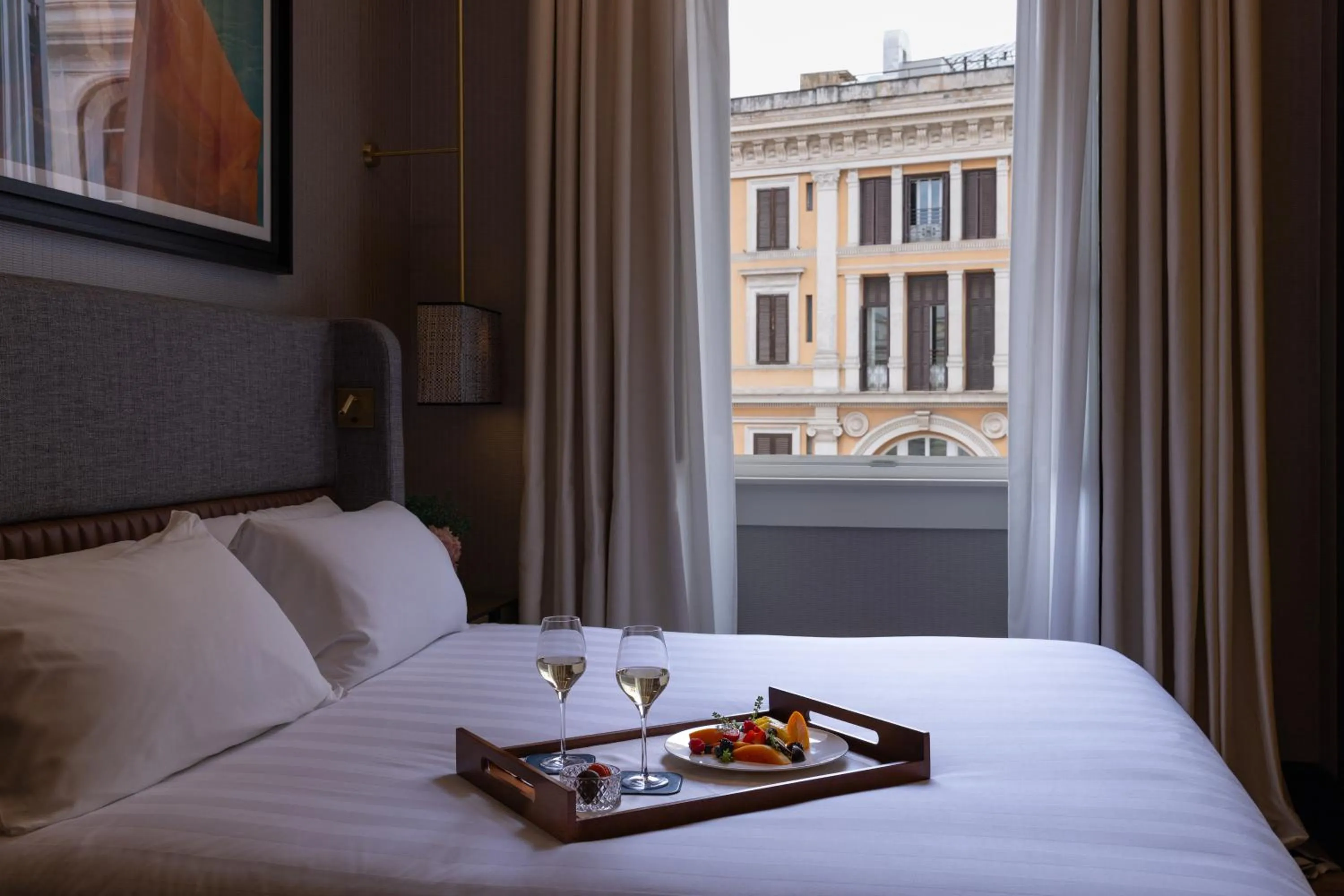 View (from property/room), Bed in Umiltà 36