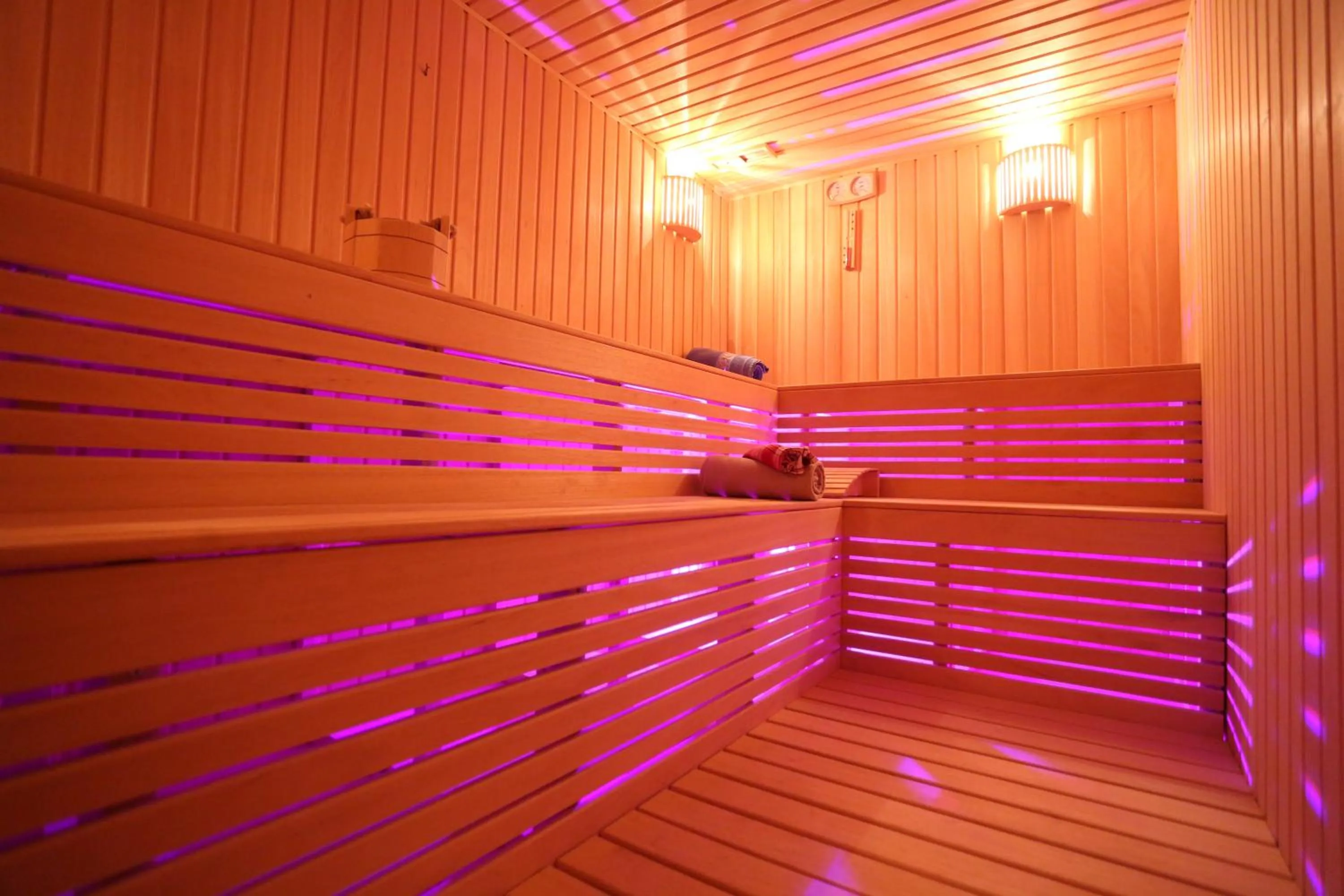 Sauna in Life Corner Hotel