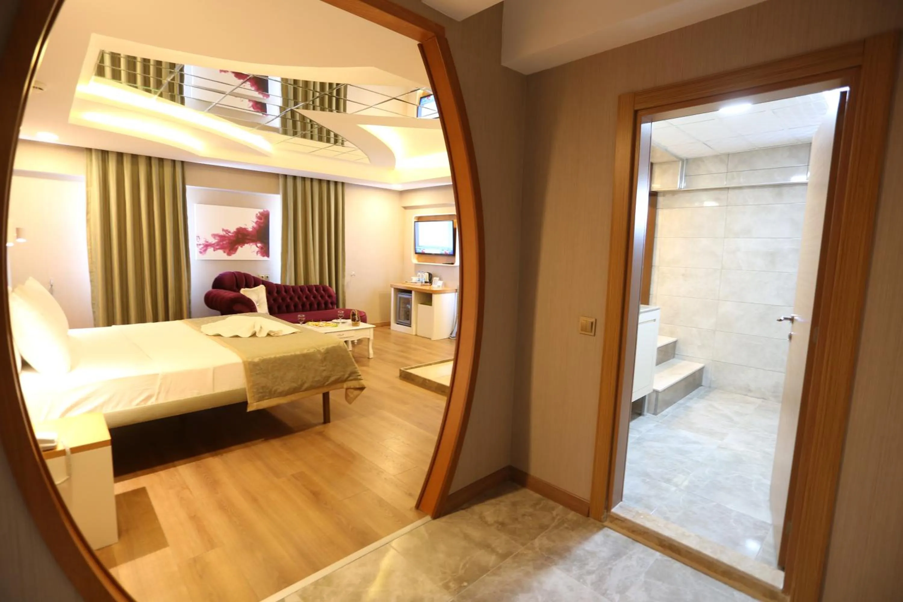 Bed in Life Corner Hotel