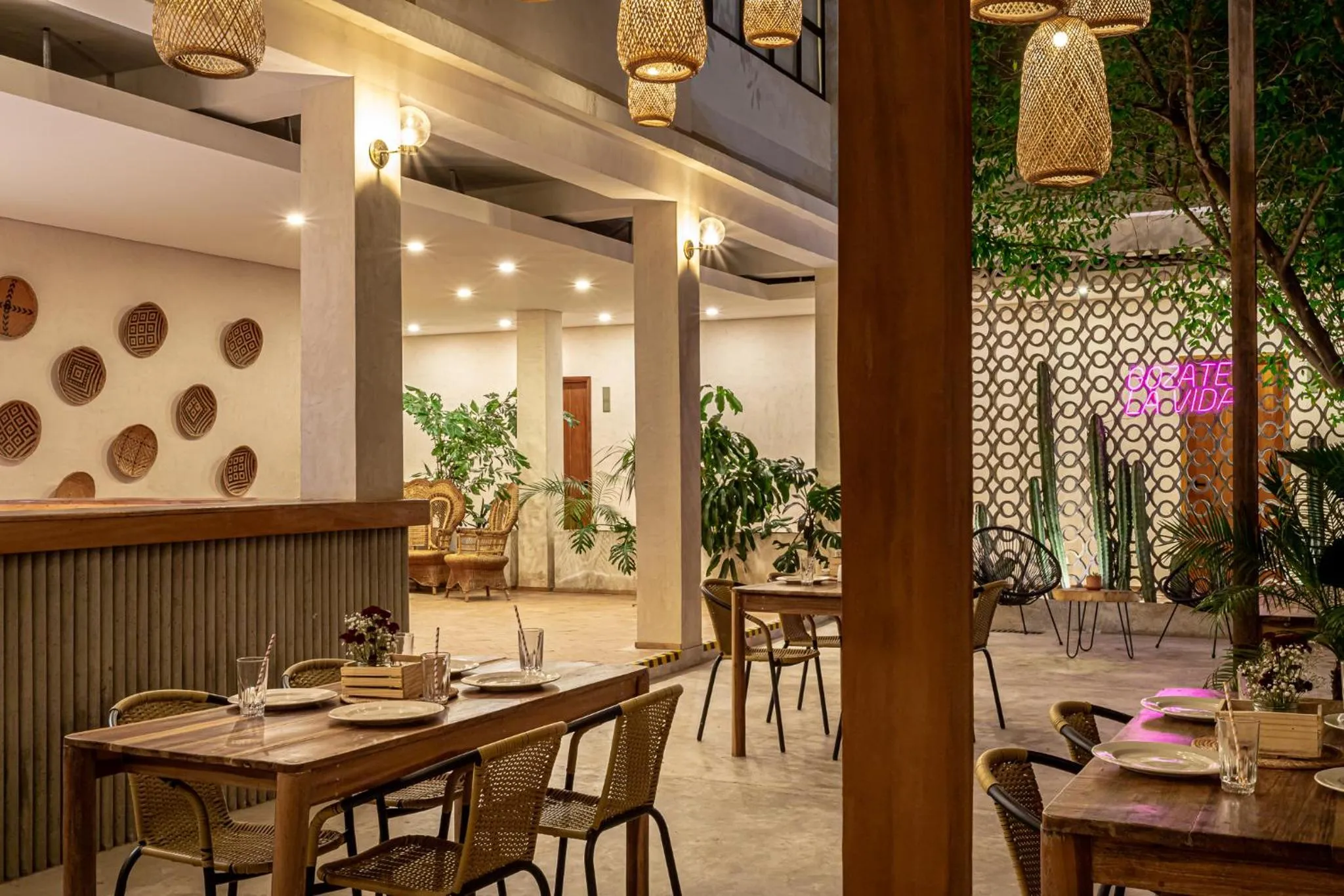 Restaurant/places to eat in Soy Local Santa Marta