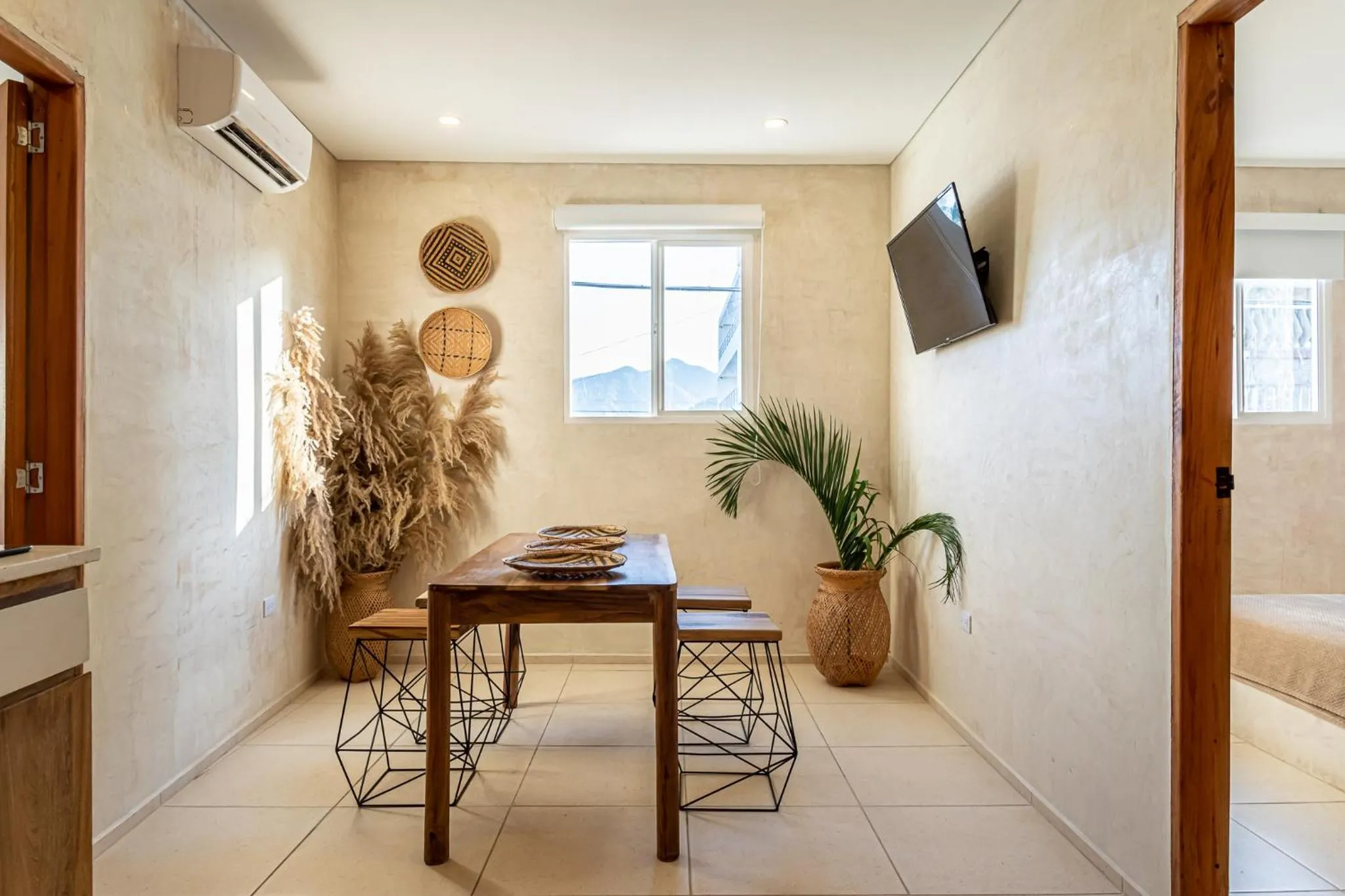 TV and multimedia in Soy Local Santa Marta