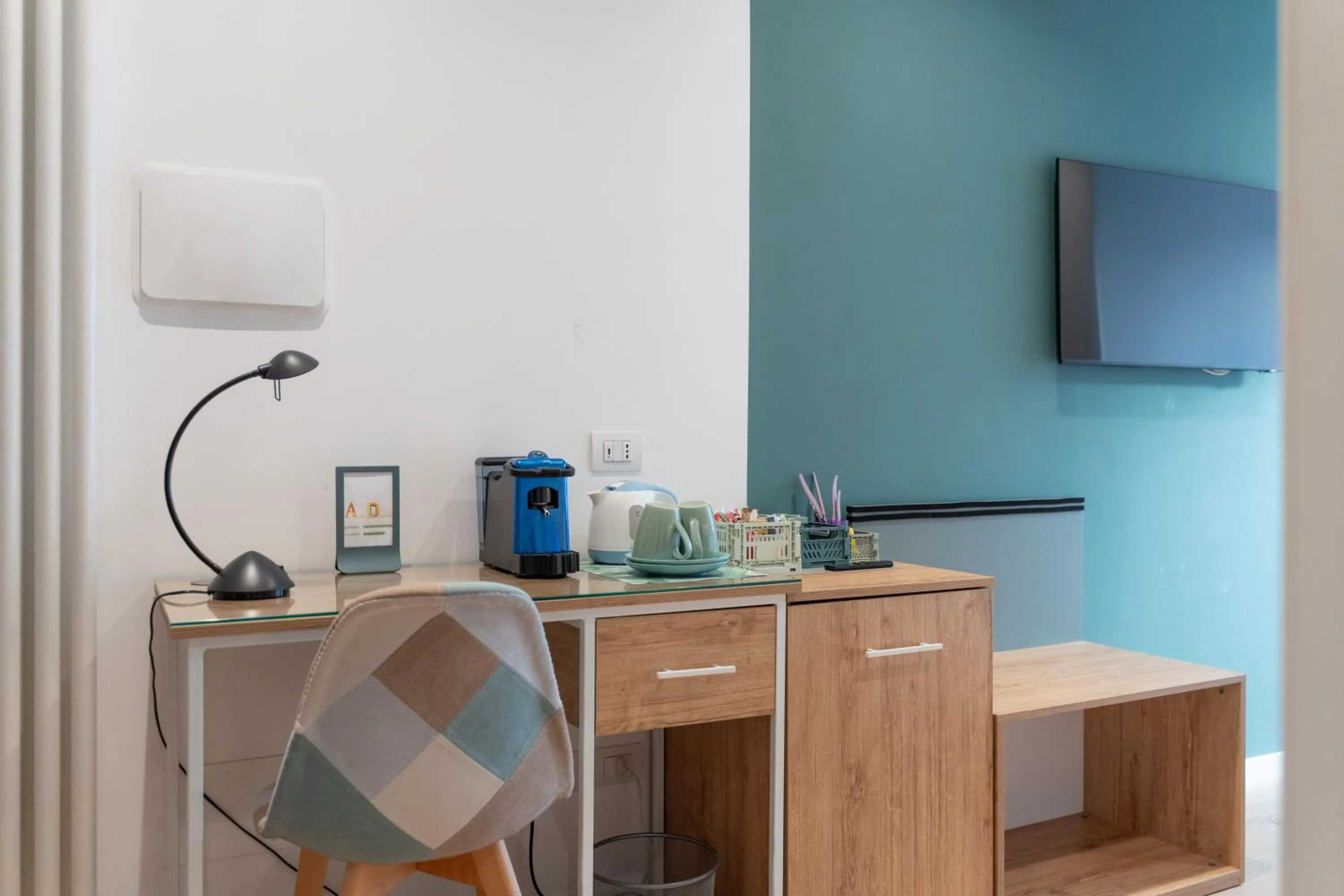 Coffee/tea facilities in B&B Amadema