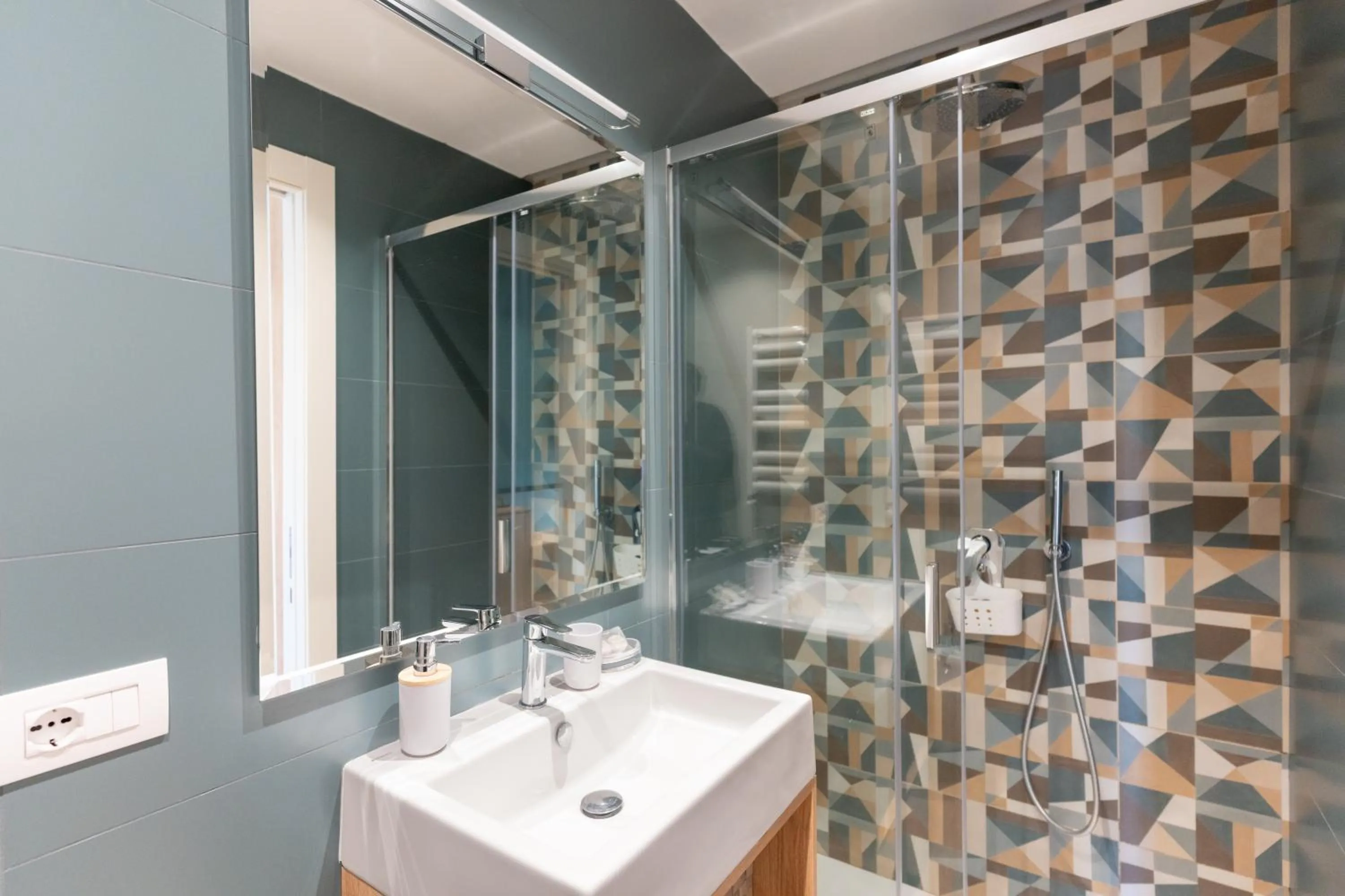 Shower in B&B Amadema