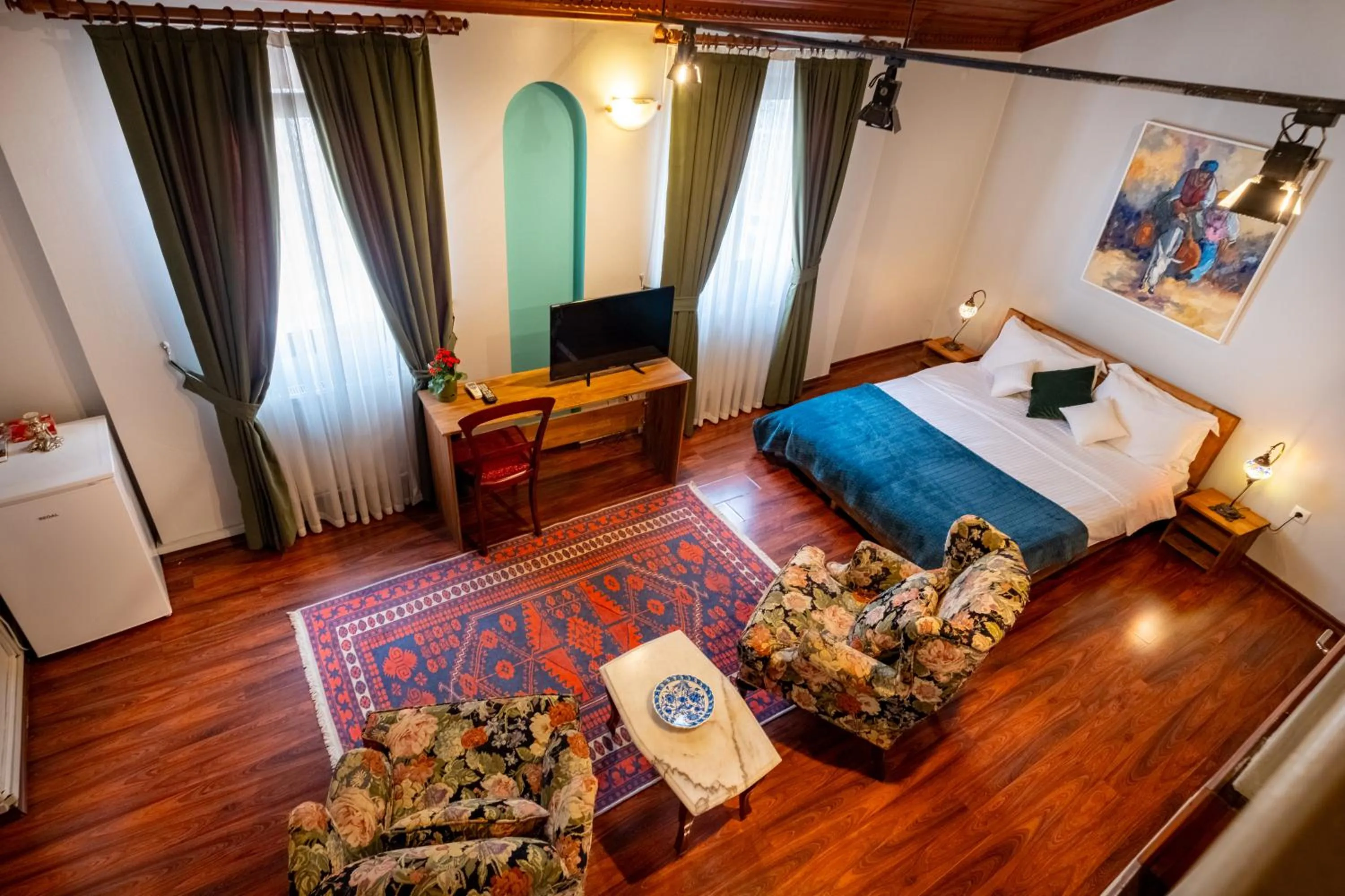 Bed in Nevalist Hotel