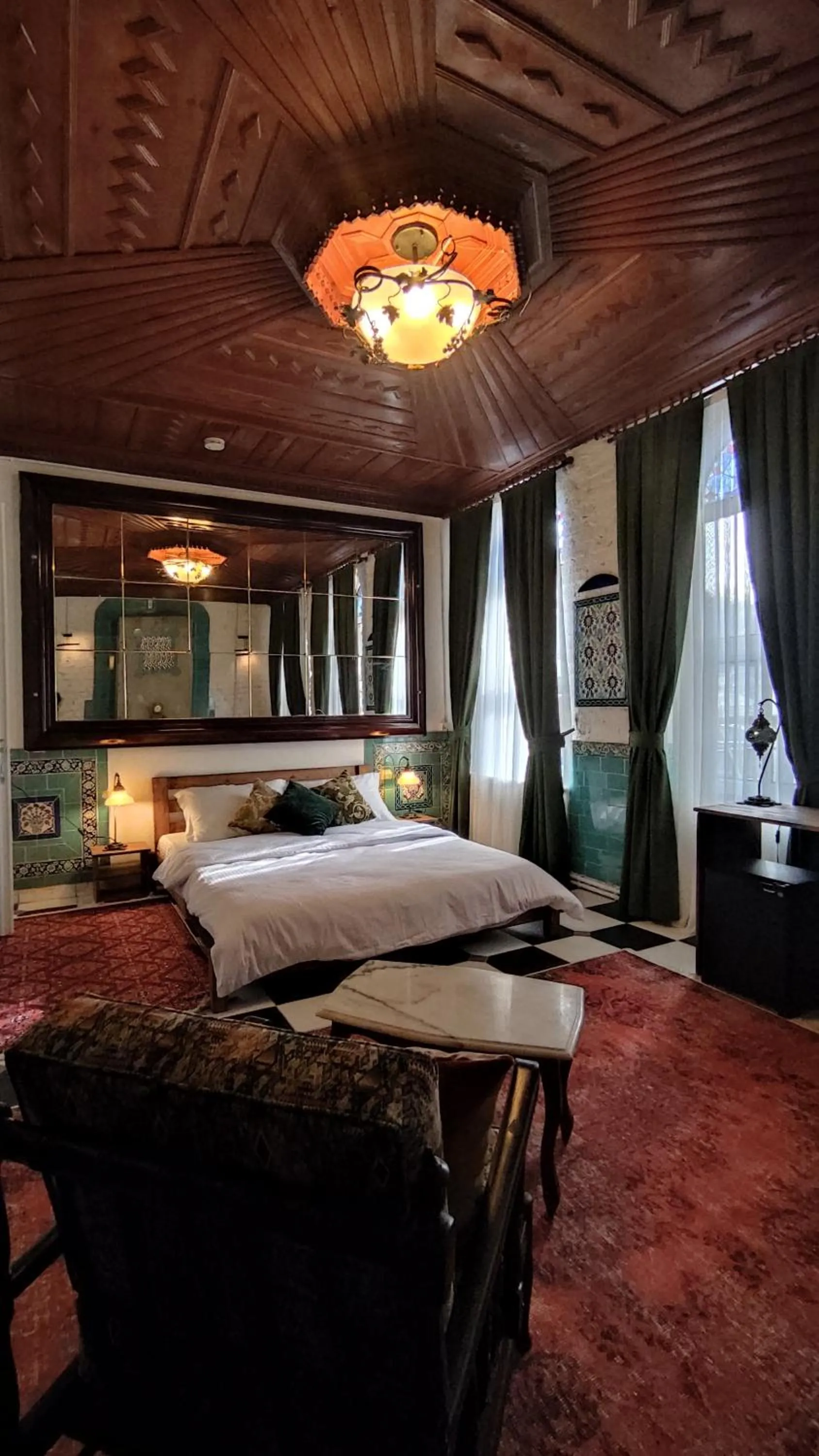 Bed in Nevalist Hotel