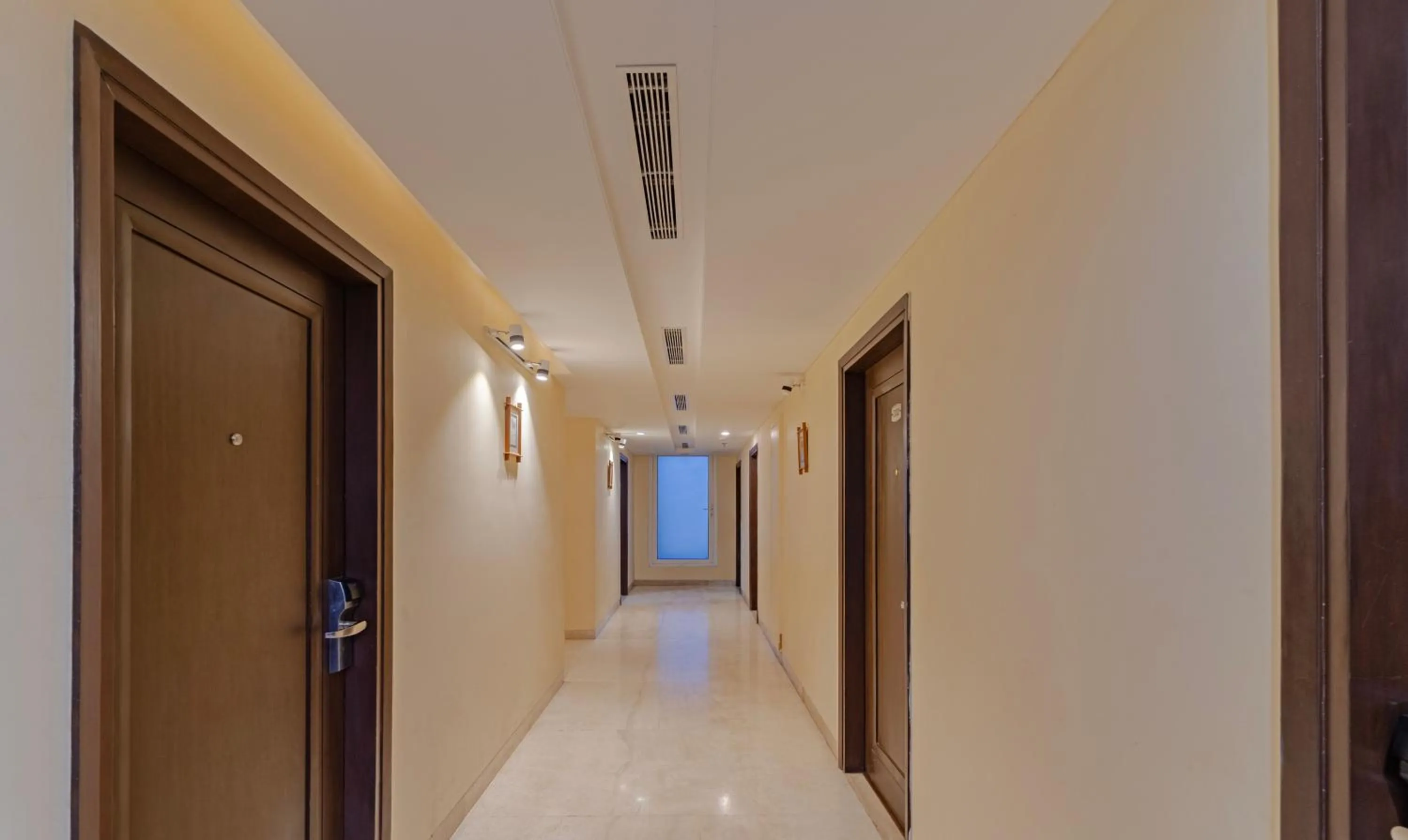 Lobby or reception in Treebo Premium Baramasi By Jai Club Prime