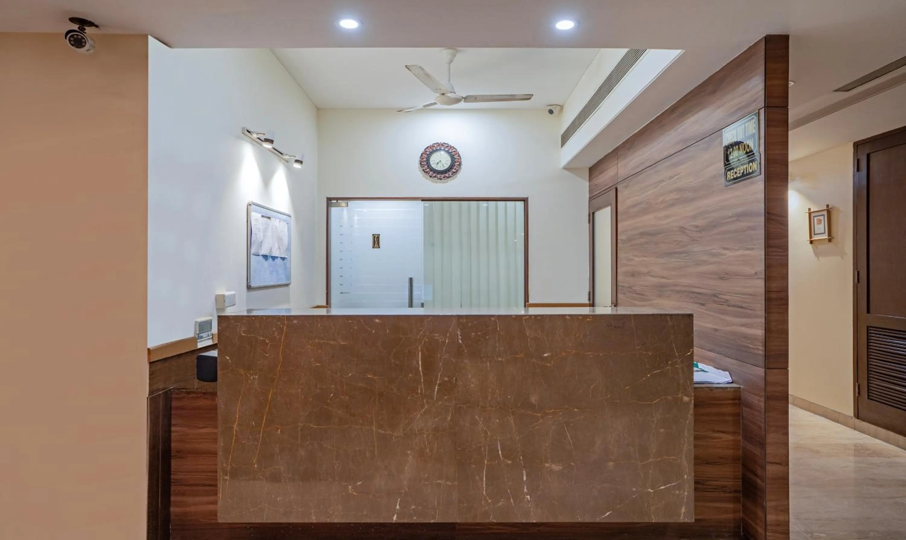 Lobby or reception in Treebo Premium Baramasi By Jai Club Prime