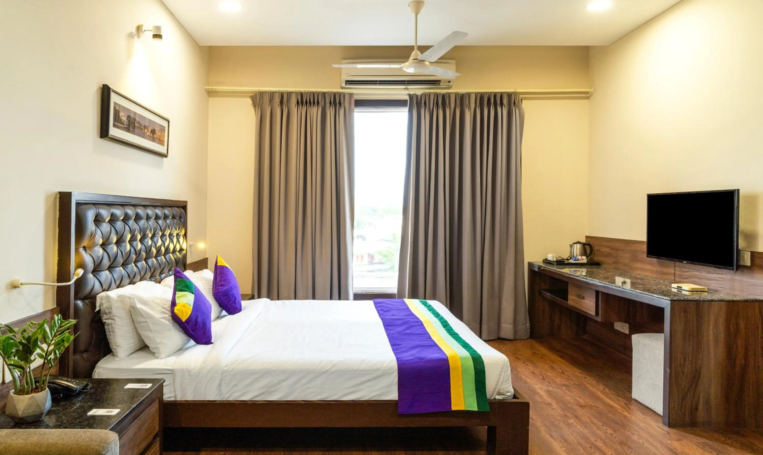 Bed in Treebo Premium Baramasi By Jai Club Prime