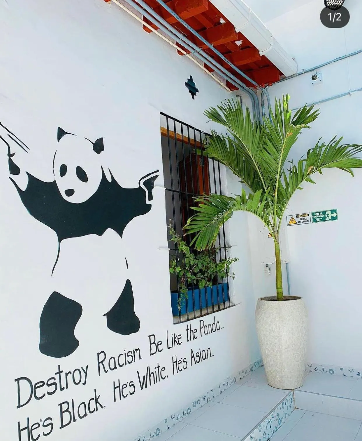 Decorative detail in Comunidad Calle 13 Hotel Boutique