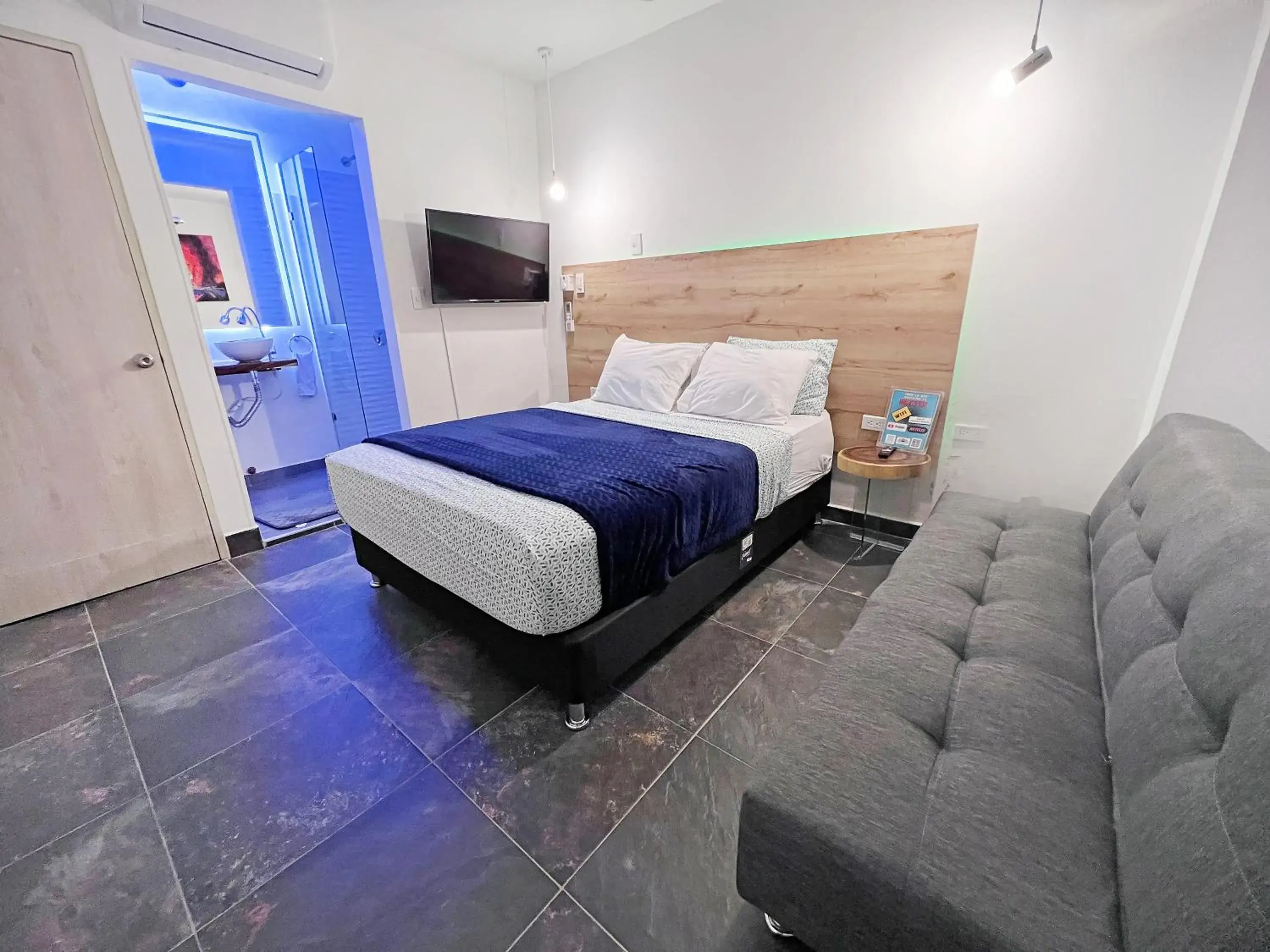 Standard Double Room in Comunidad Calle 13 Hotel Boutique Standard Double Room in Comunidad Calle 13 Hotel Boutique