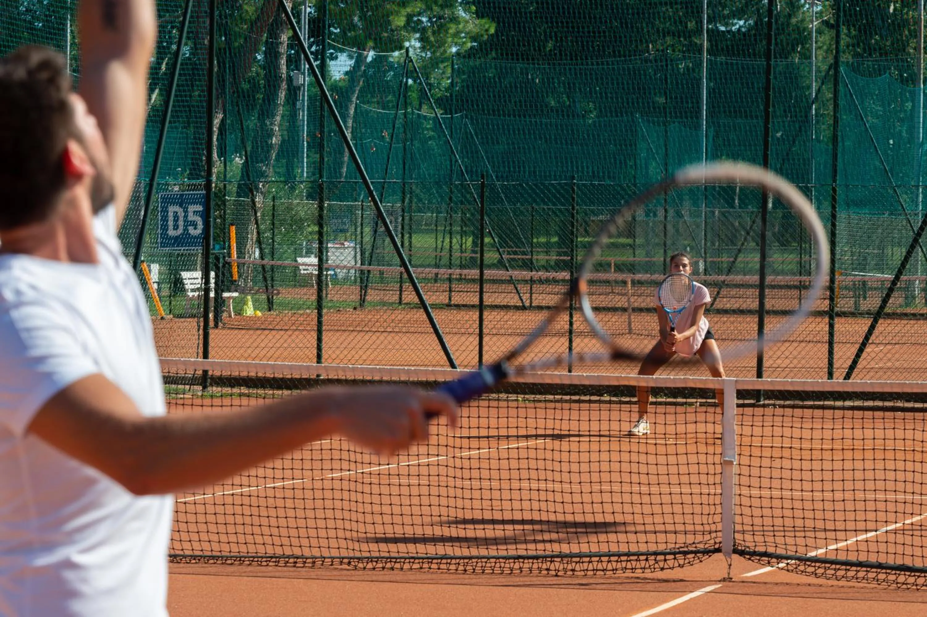 Tennis court in Isola di Albarella Hotel Capo Nord