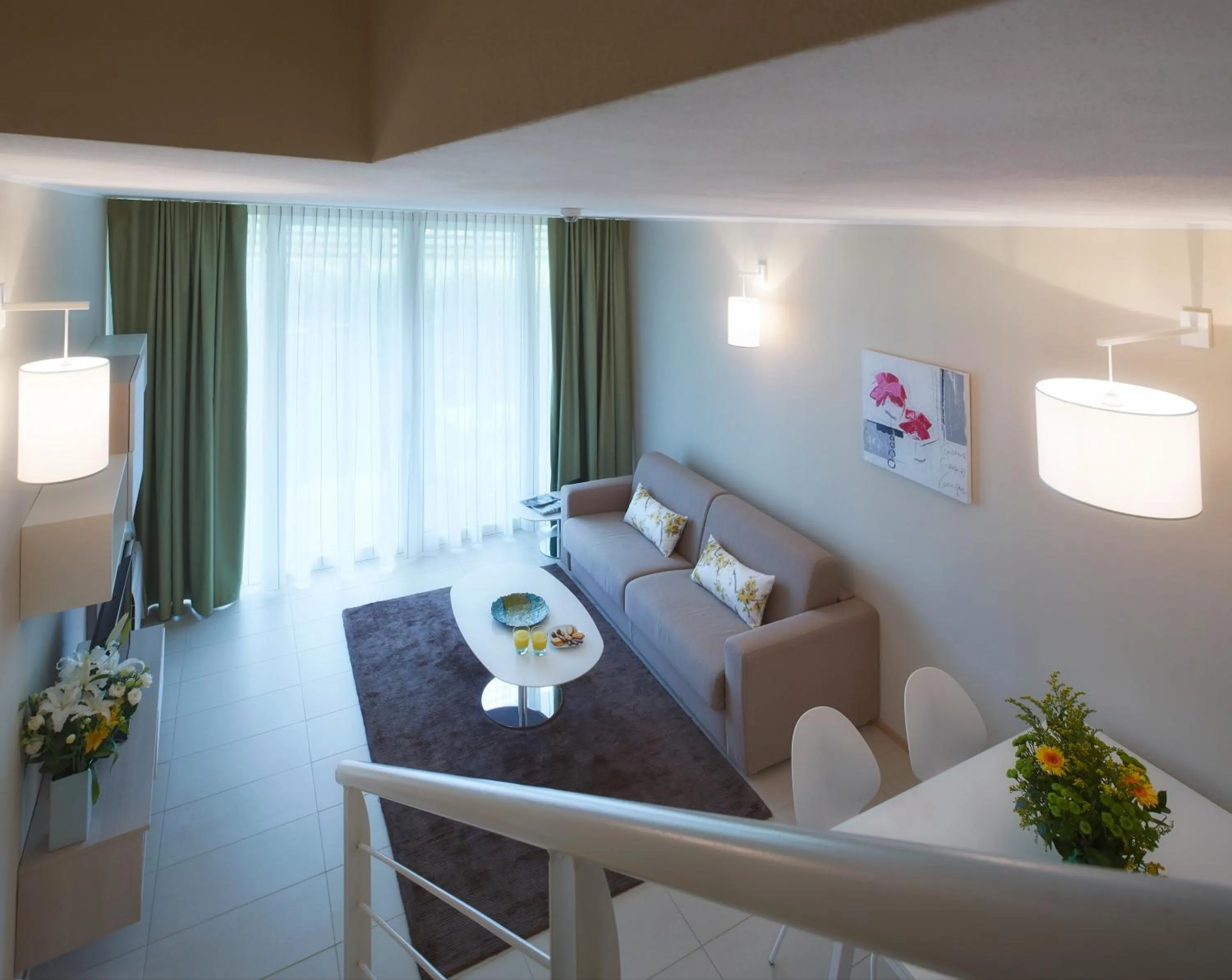 Living room, Bed in Isola di Albarella Hotel Capo Nord